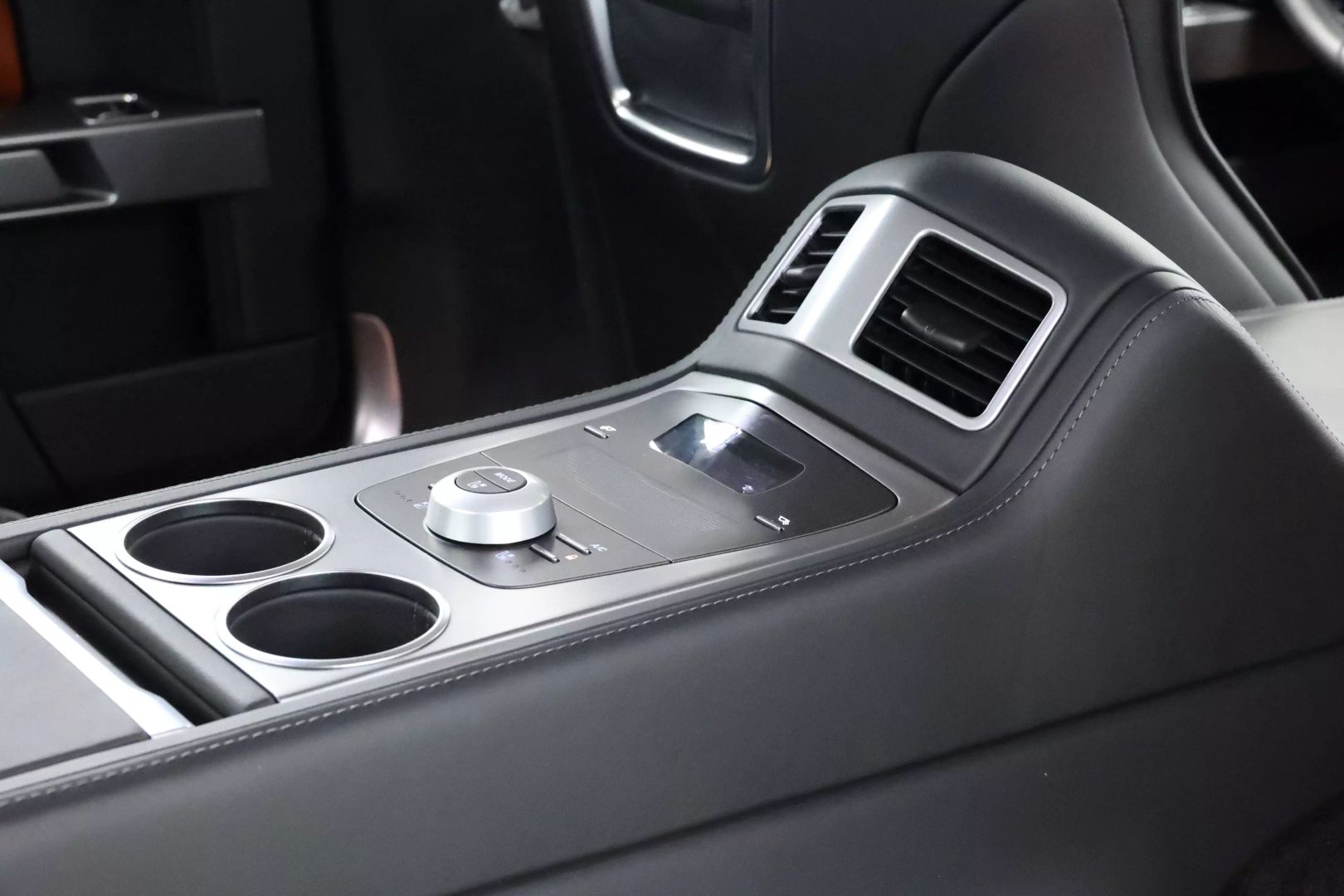 2011 Aston Martin Rapide - Image 72