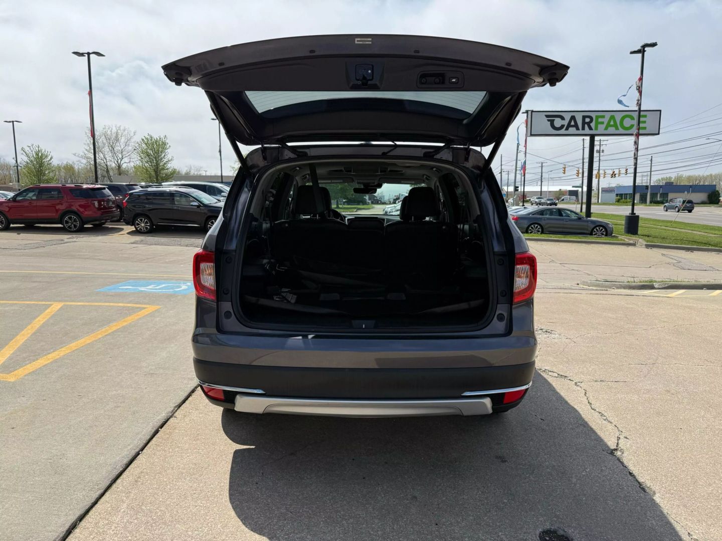 2021 Honda Pilot - Image 12