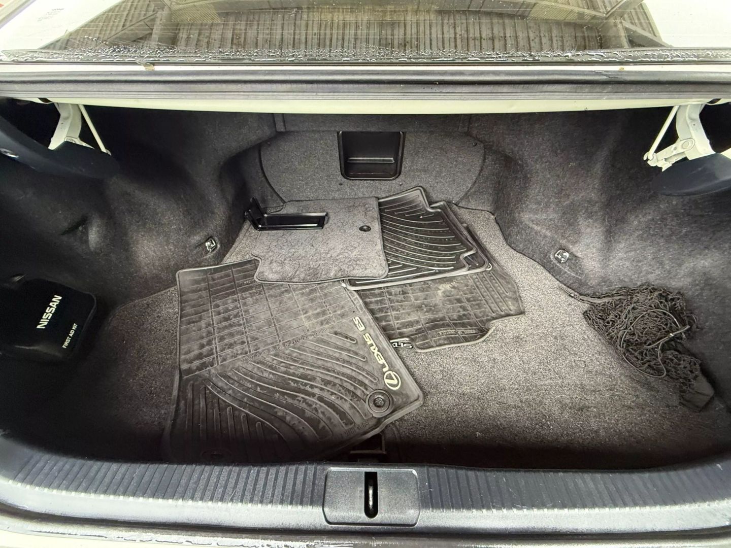 2013 Lexus Es - Image 20