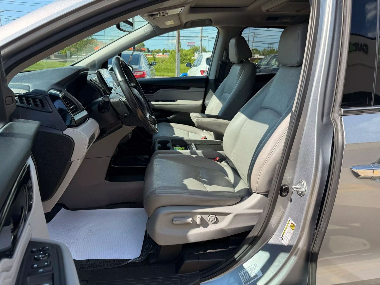2018 Honda Odyssey - Image 19