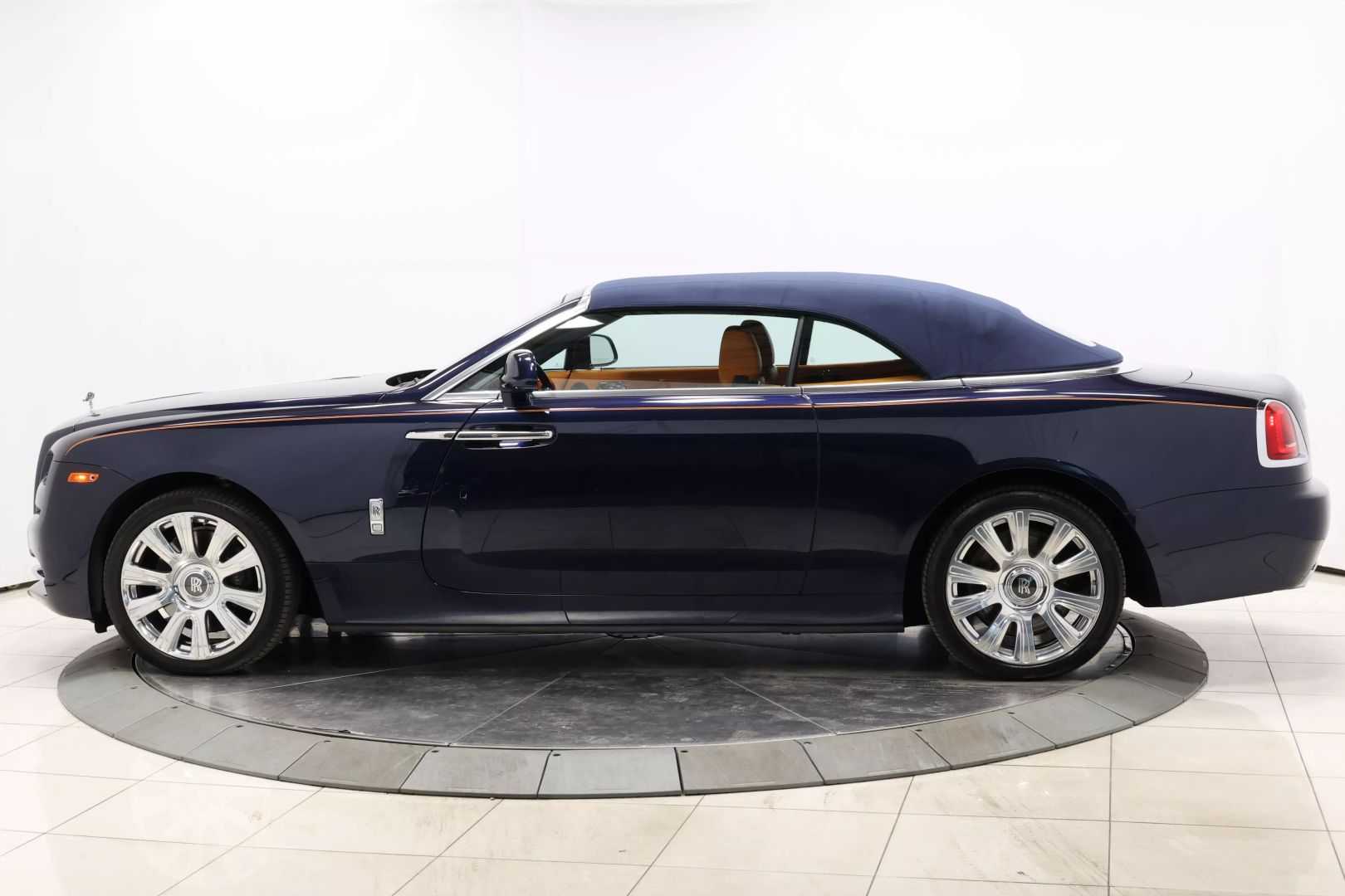 2016 Rolls-royce Dawn - Image 103