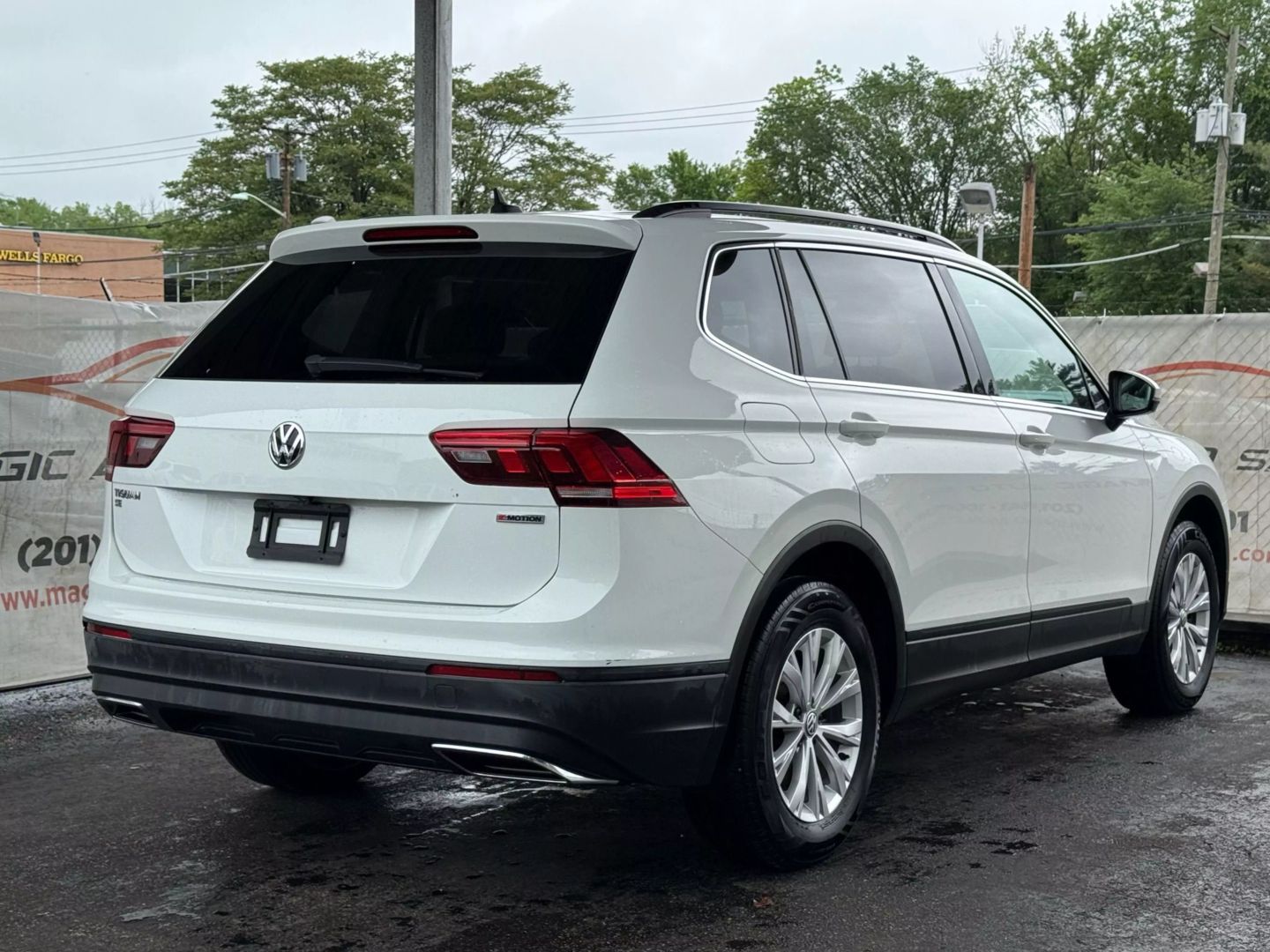 2019 Volkswagen Tiguan - Image 11