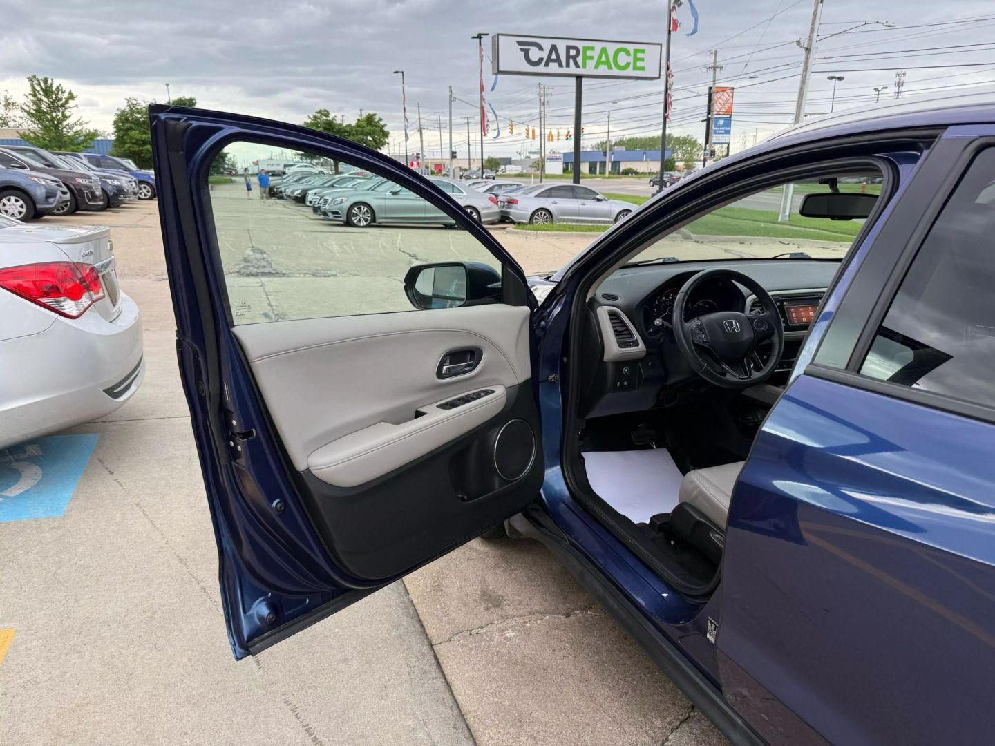 2016 Honda Hr-v - Image 16