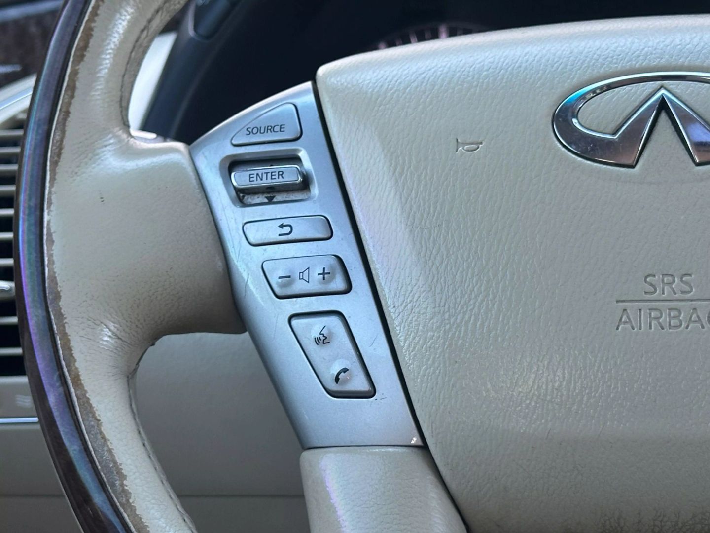 2015 Infiniti Qx80 - Image 32