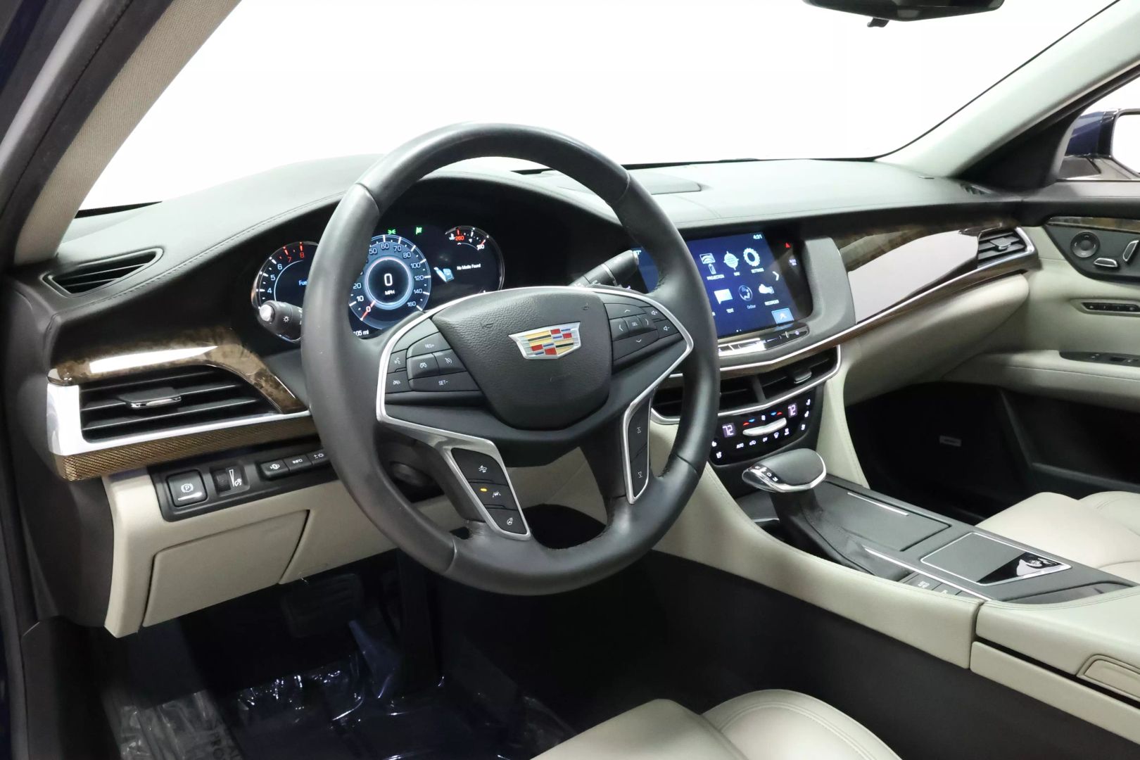 2017 Cadillac Ct6 - Image 2