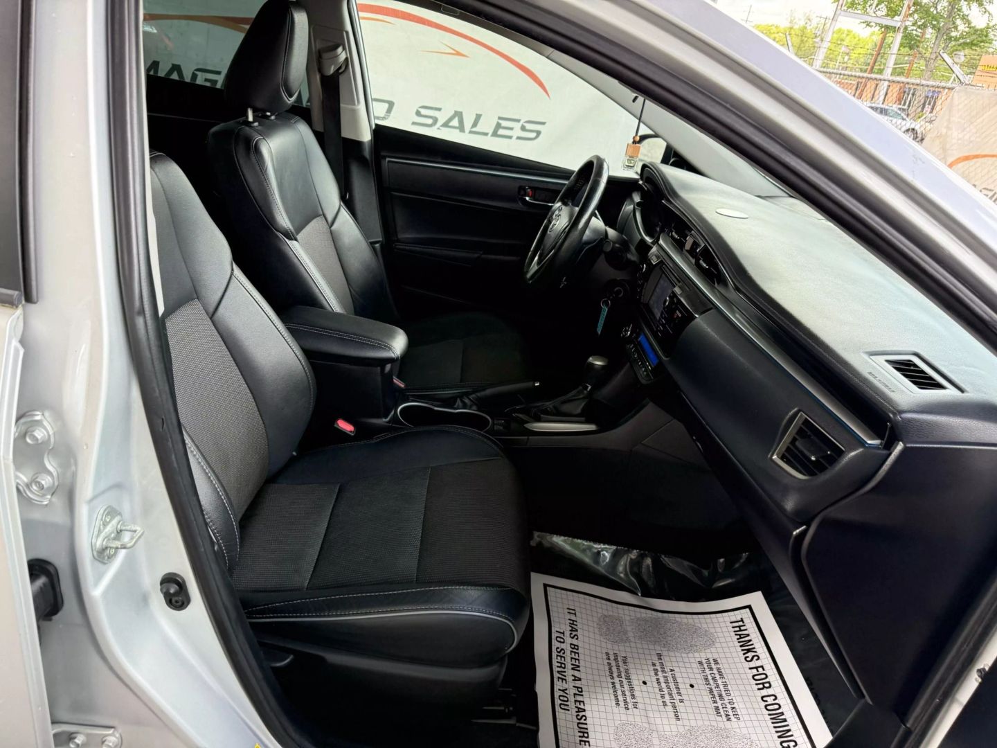 2015 Toyota Corolla - Image 25