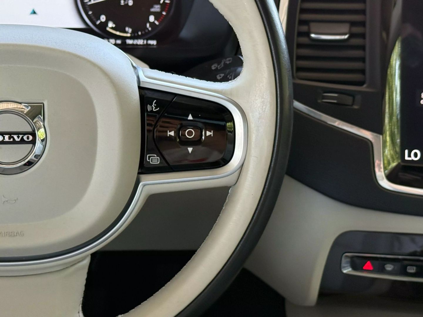 2019 Volvo Xc90 - Image 39