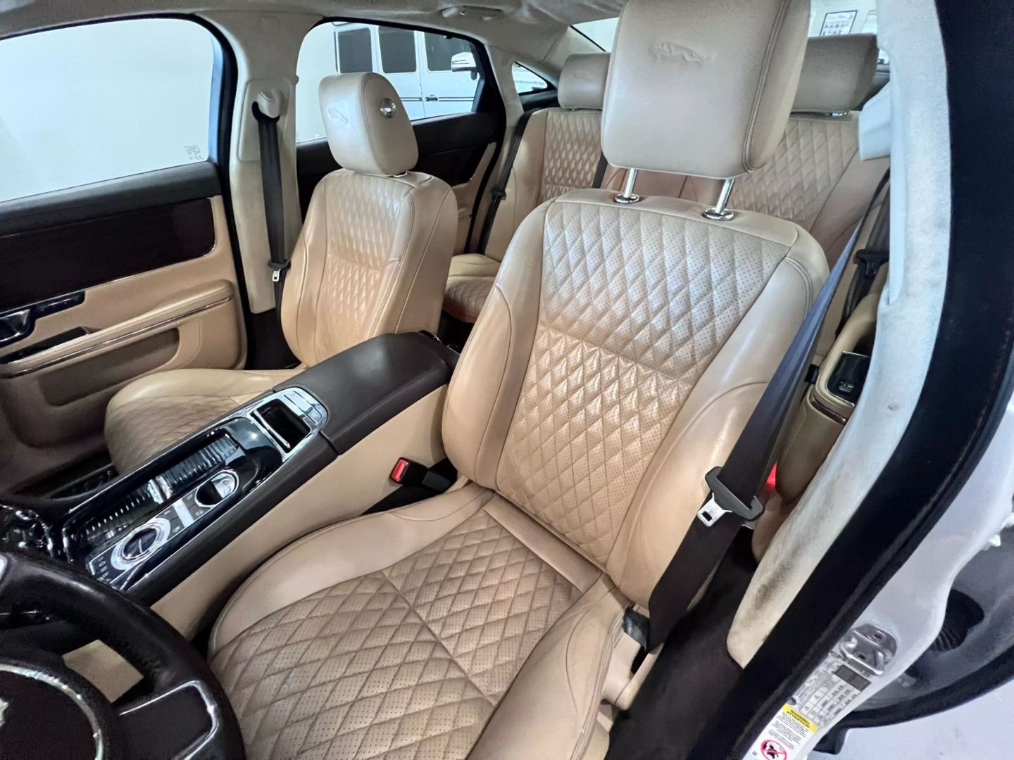 2016 Jaguar Xj Xjl Portfolio Sedan 4d - Image 14