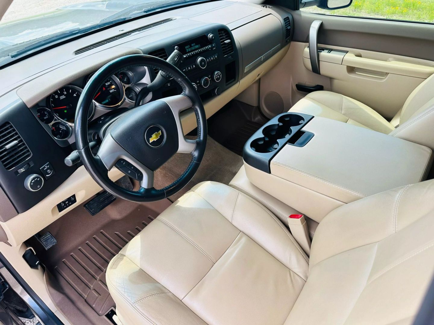 2013 Chevrolet Silverado 3500 Hd Crew Cab - Image 16