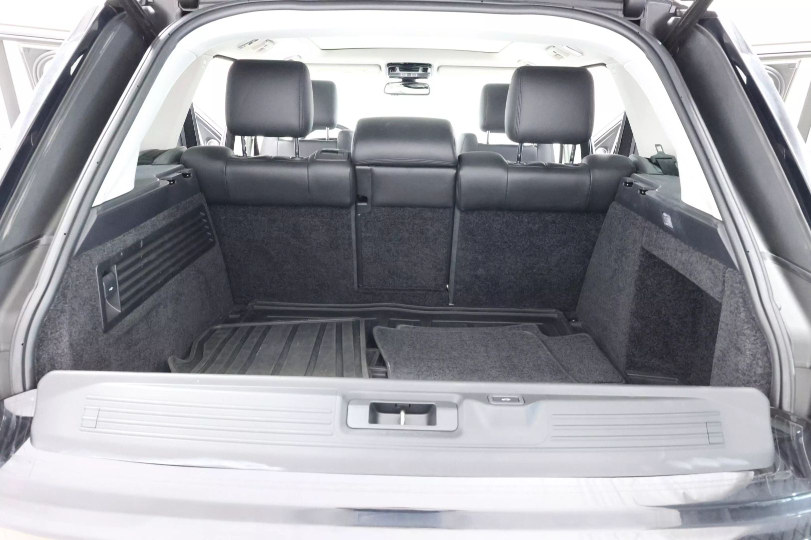 2016 Land Rover Range Rover - Image 69