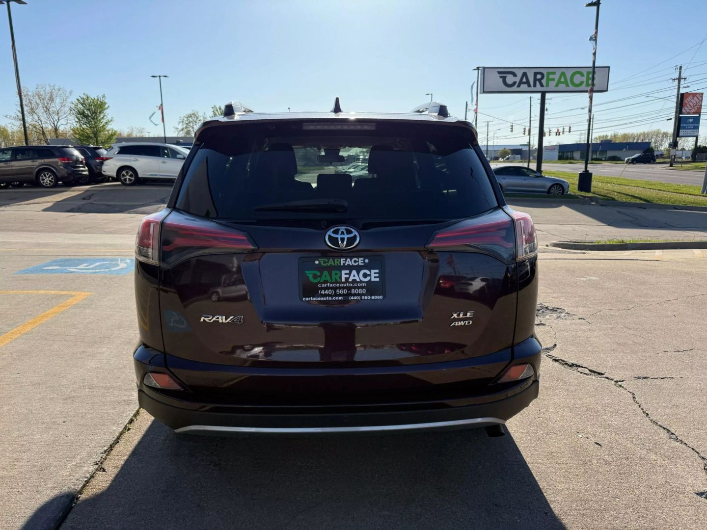 2017 Toyota Rav4 - Image 9