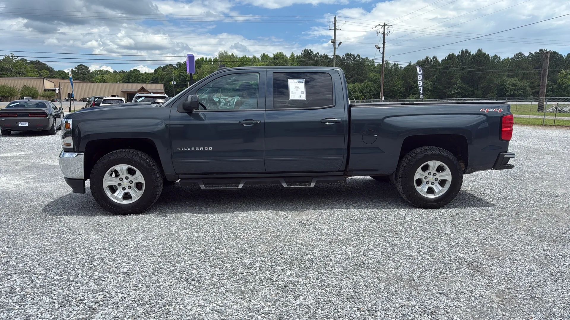 Image 4 of 2017 CHEVROLET SILVERADO 1500 CREW CAB