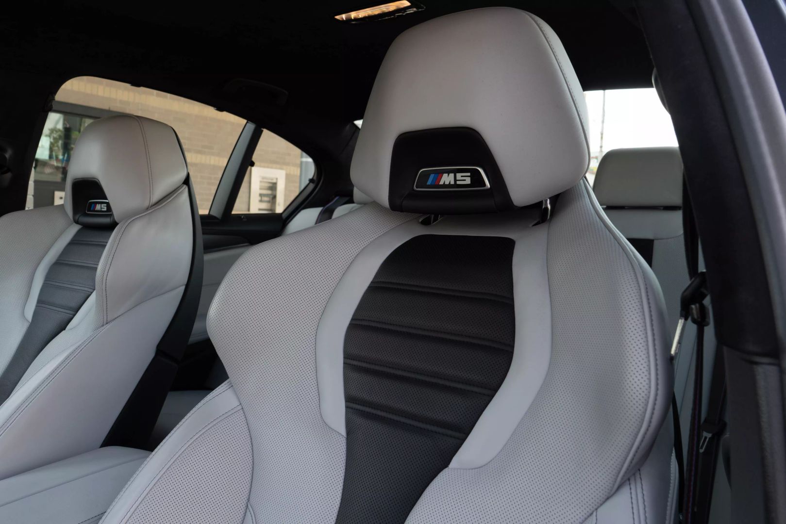 2022 Bmw M5 - Image 41