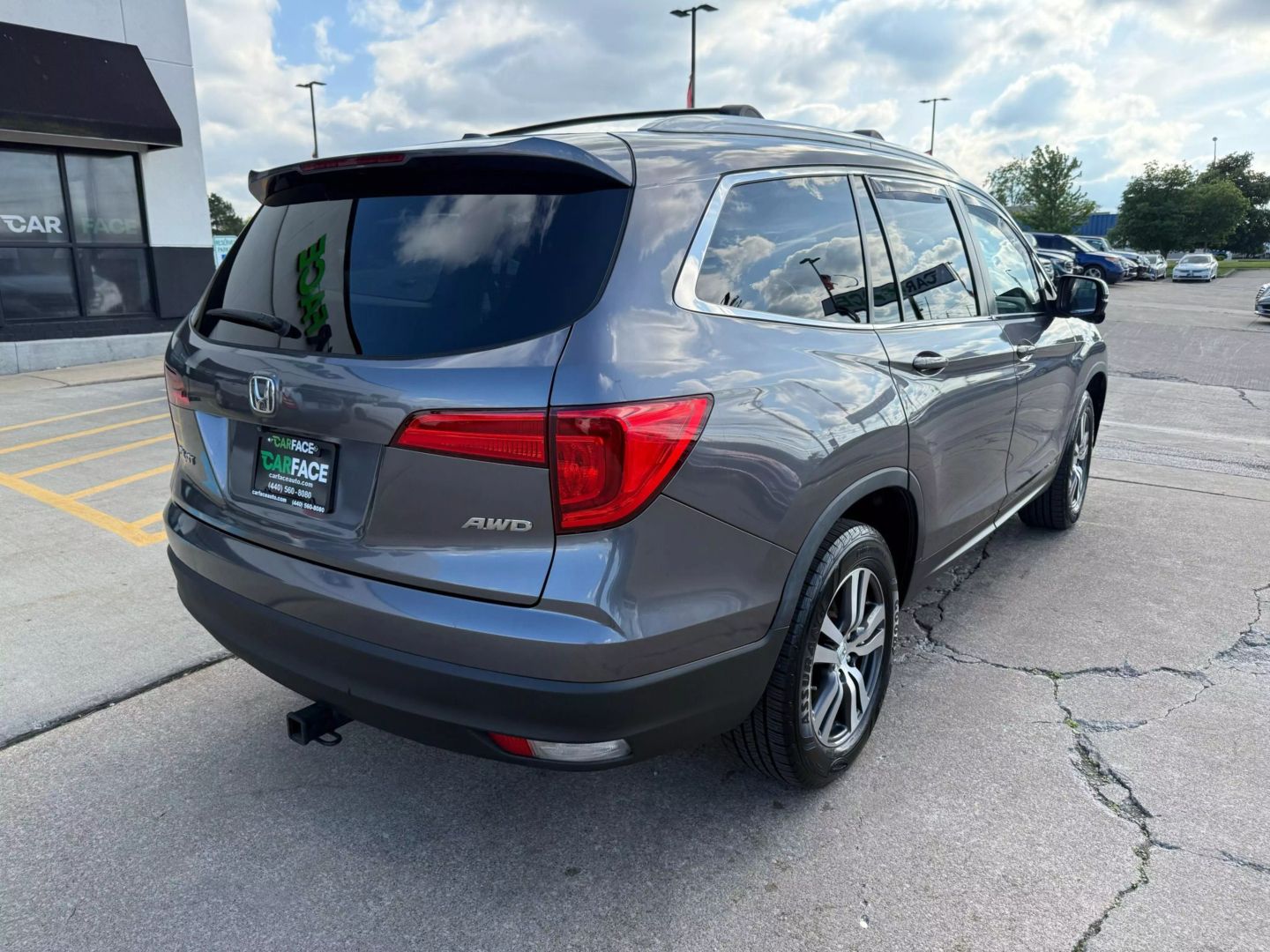 2017 Honda Pilot - Image 15