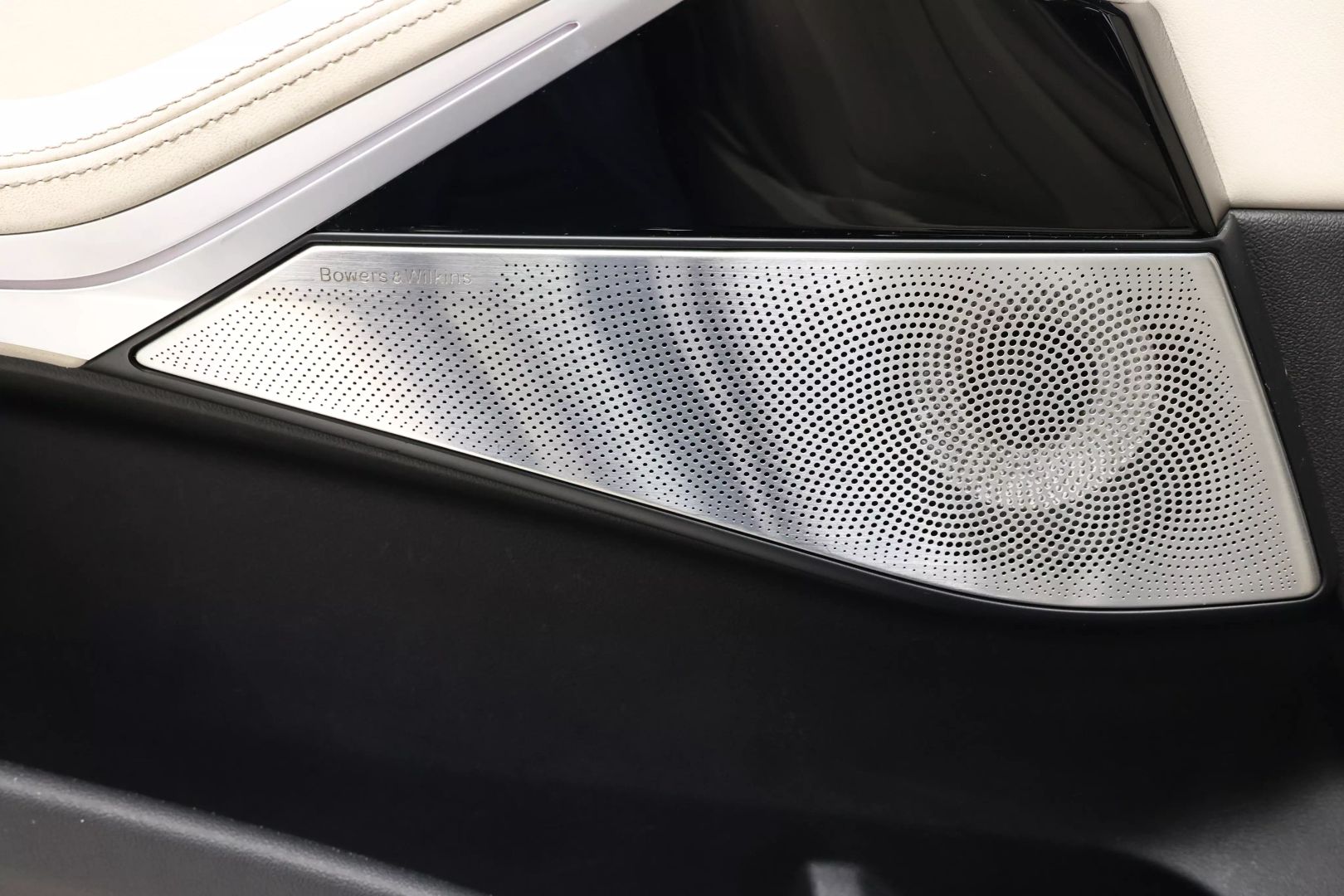 2019 Bmw X7 - Image 13