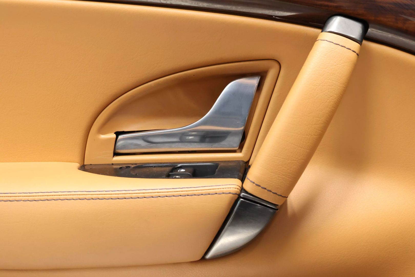 2016 Maserati Granturismo - Image 13