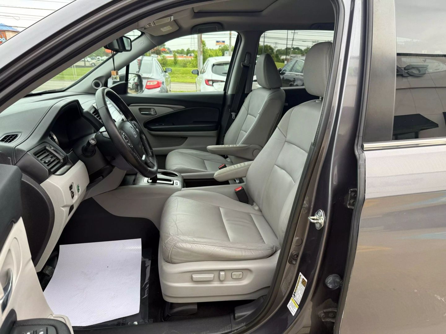 2016 Honda Pilot - Image 21