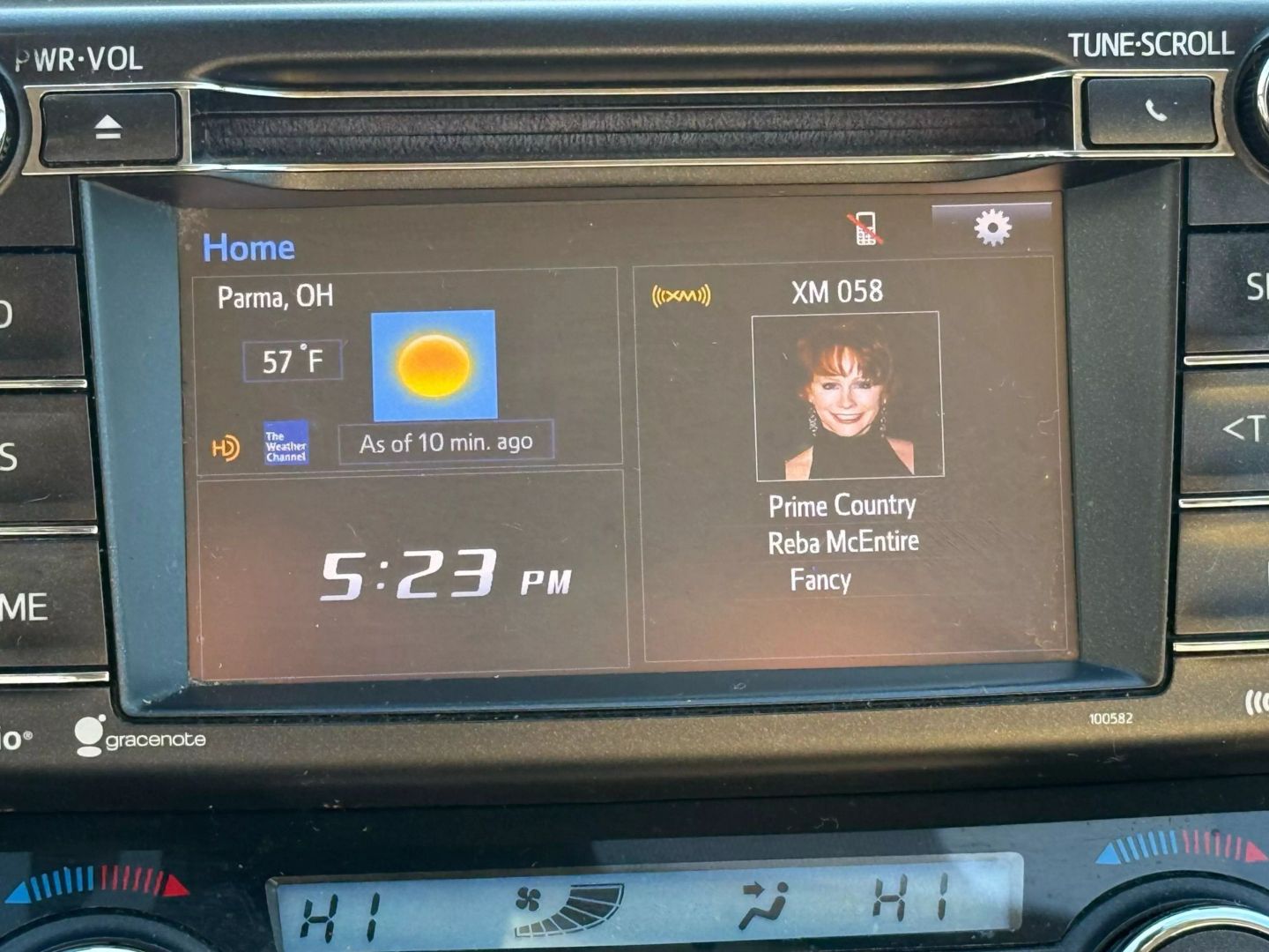 2017 Toyota Rav4 - Image 34