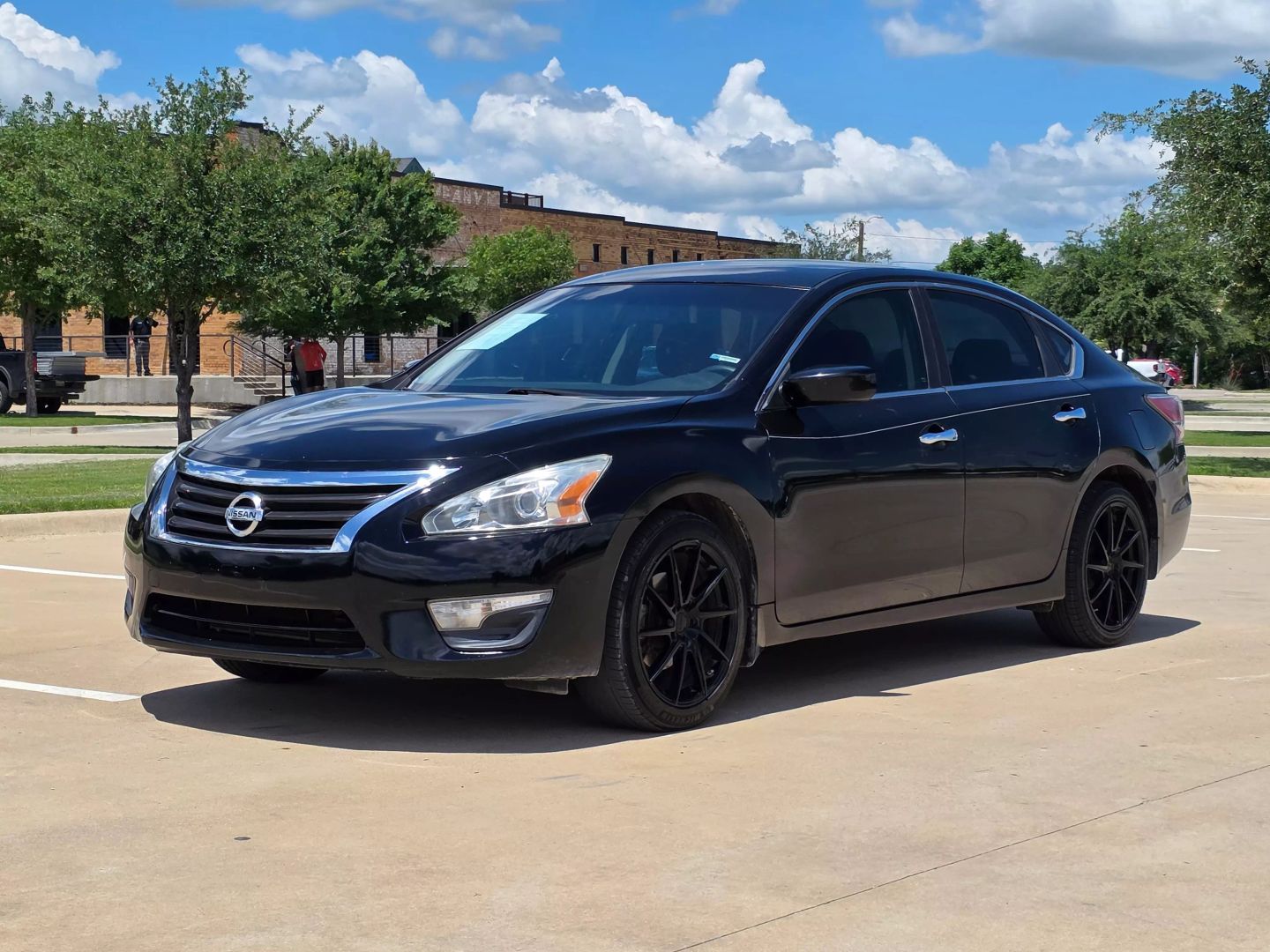 Used 2015 Nissan Altima S with VIN 1N4AL3AP3FC186008 for sale in Denton, TX