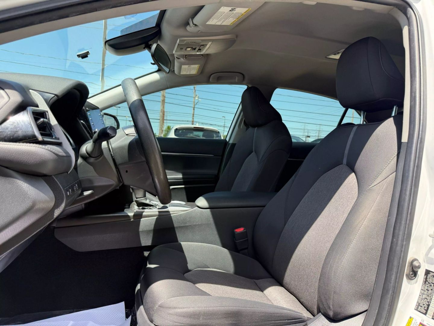 2021 Toyota Camry - Image 17