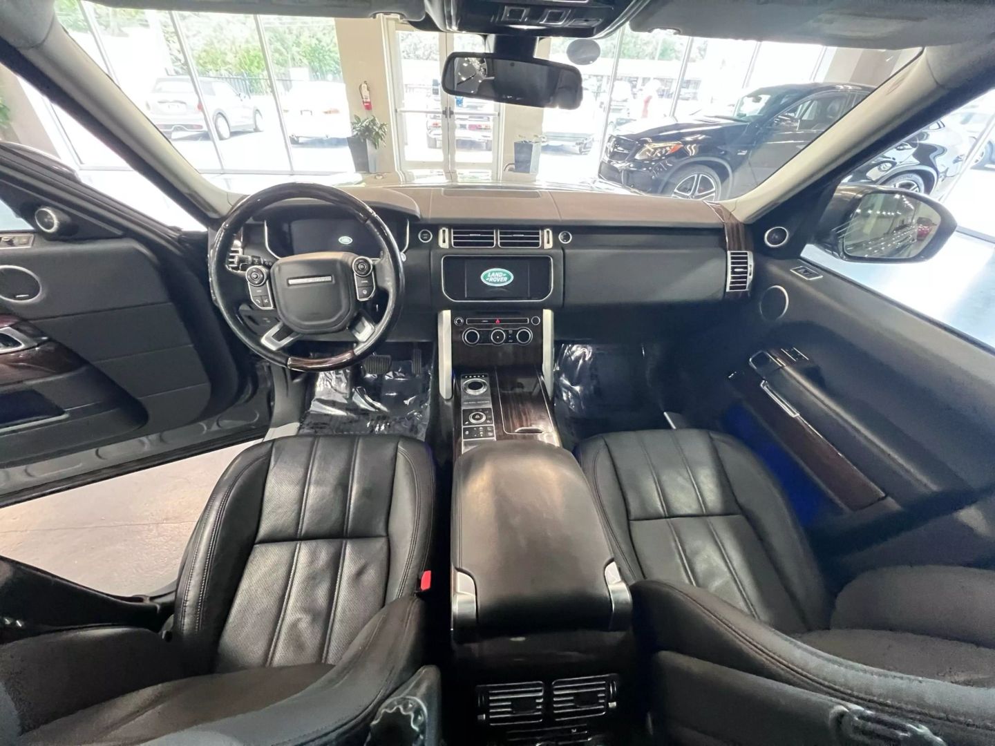2015 Land Rover Range Rover Hse Sport Utility 4d - Image 15