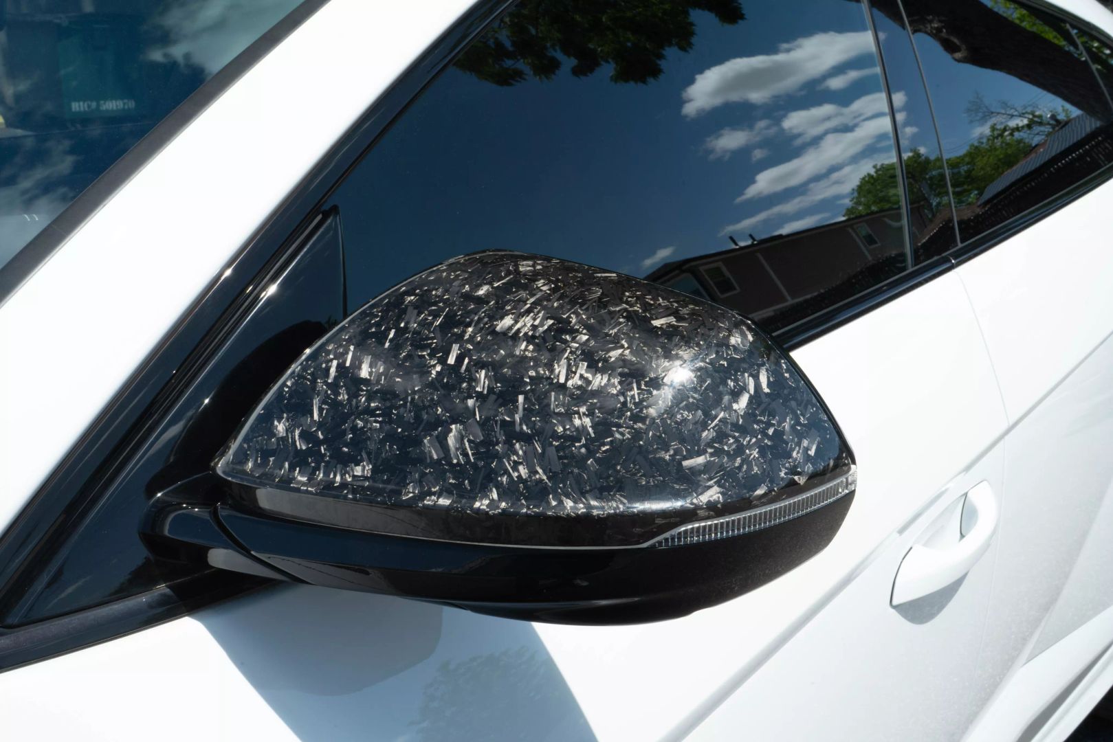 2019 Lamborghini Urus - Image 13