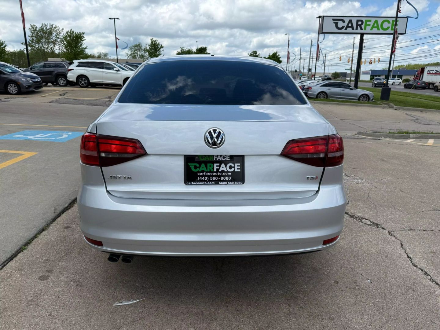2016 Volkswagen Jetta - Image 10