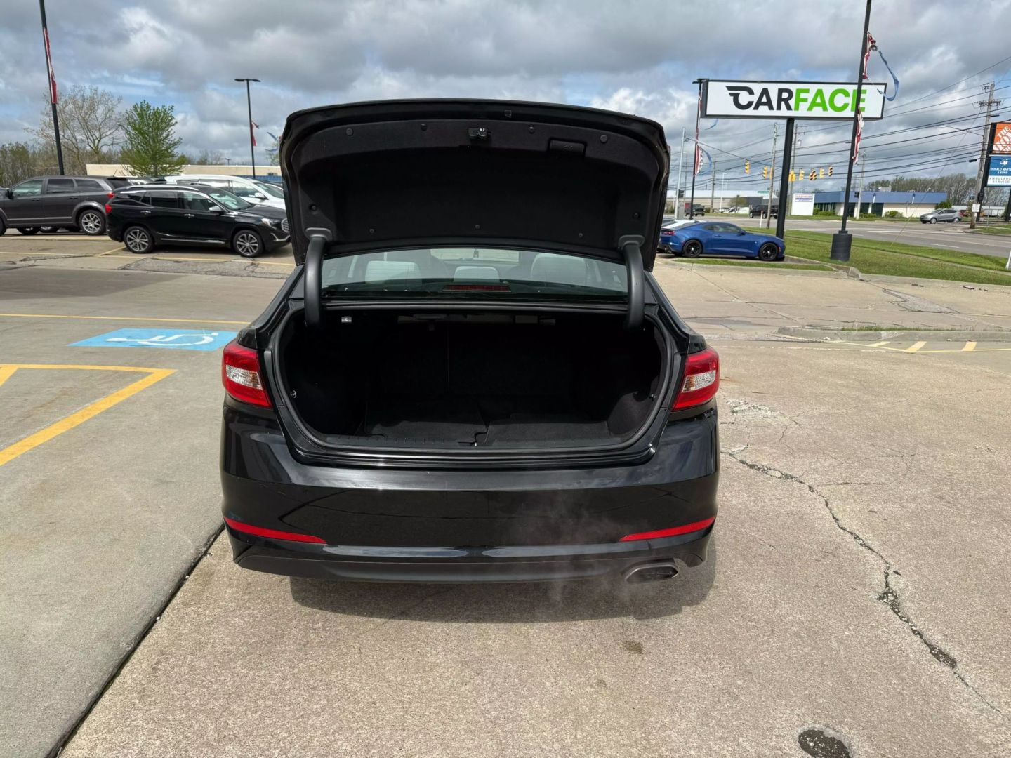 2016 Hyundai Sonata - Image 9