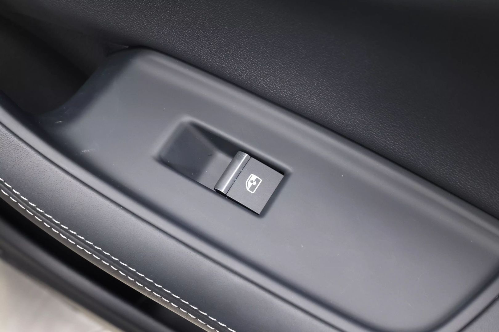 2025 Audi Q8 - Image 89