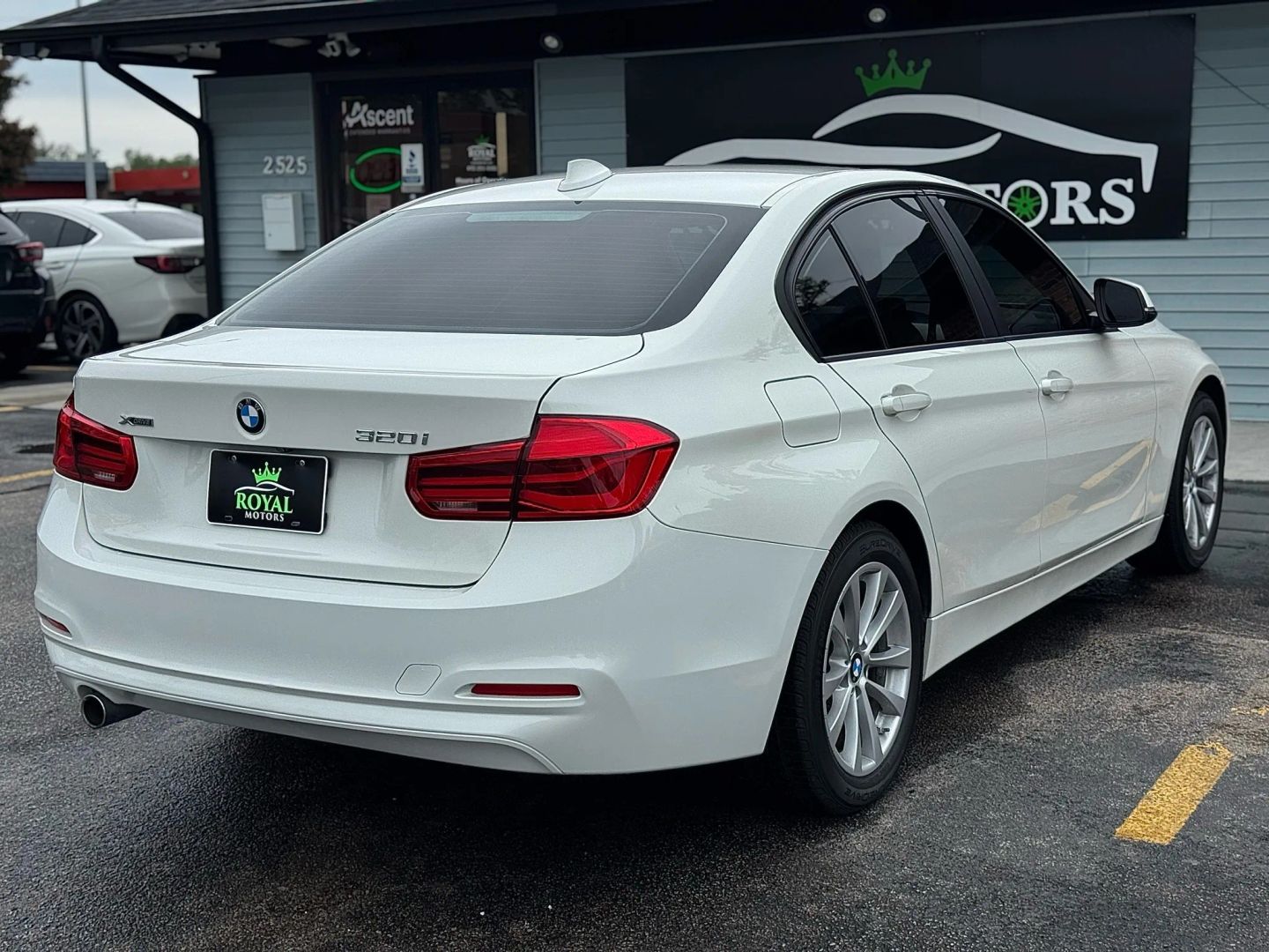 2018 Bmw 3 Series - Image 11