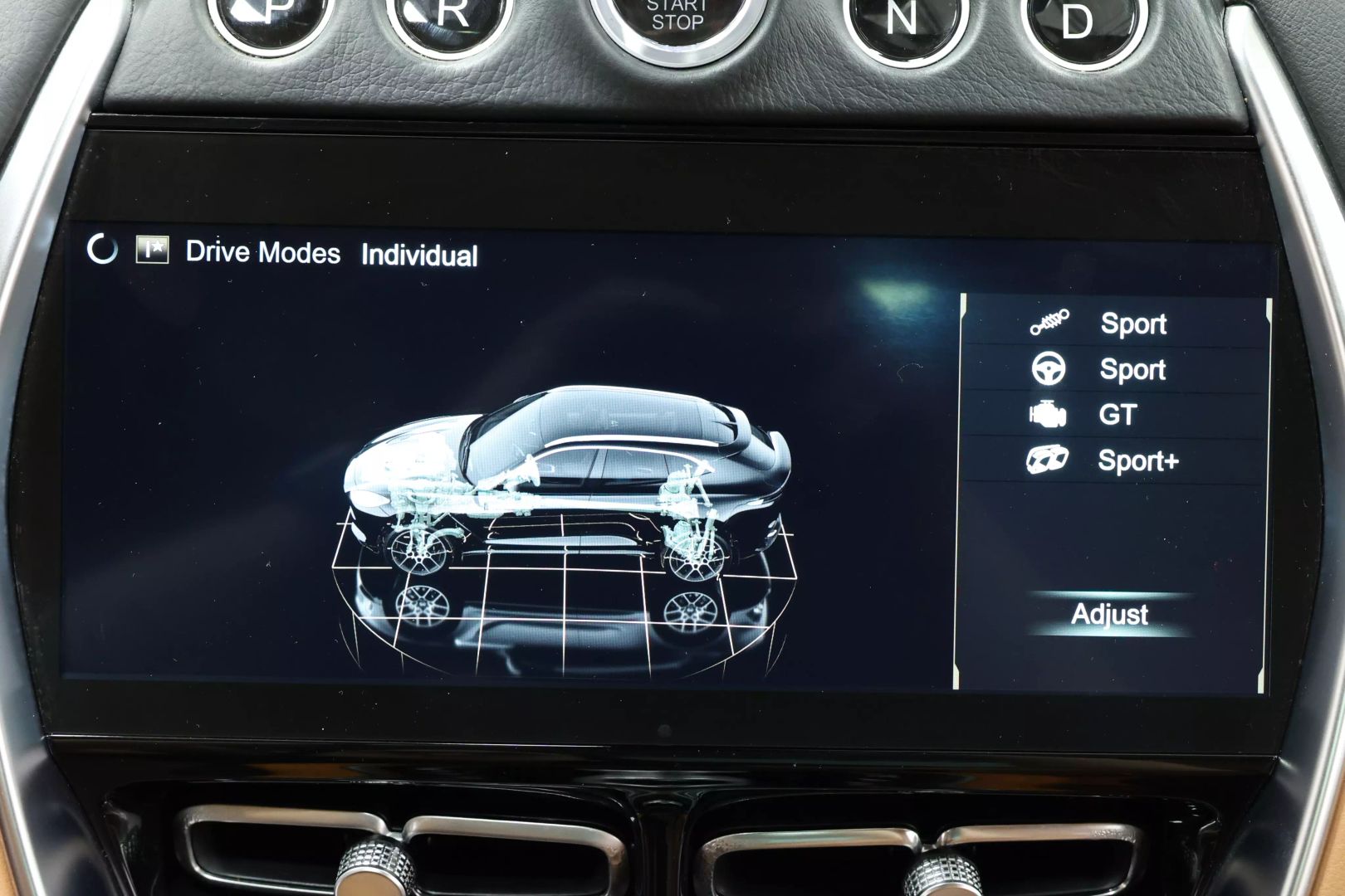 2021 Aston Martin Dbx - Image 41