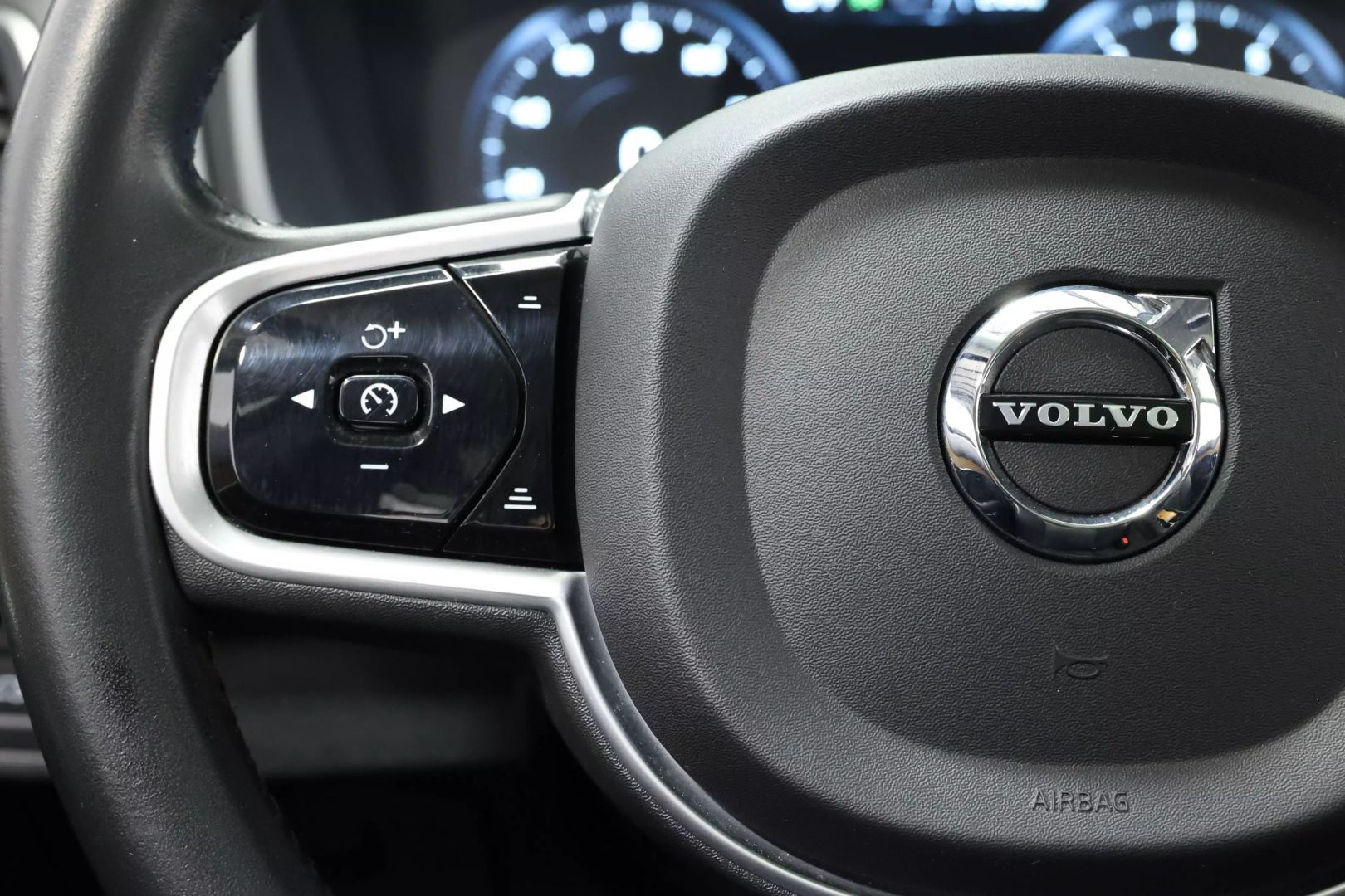 2022 Volvo Xc90 - Image 21