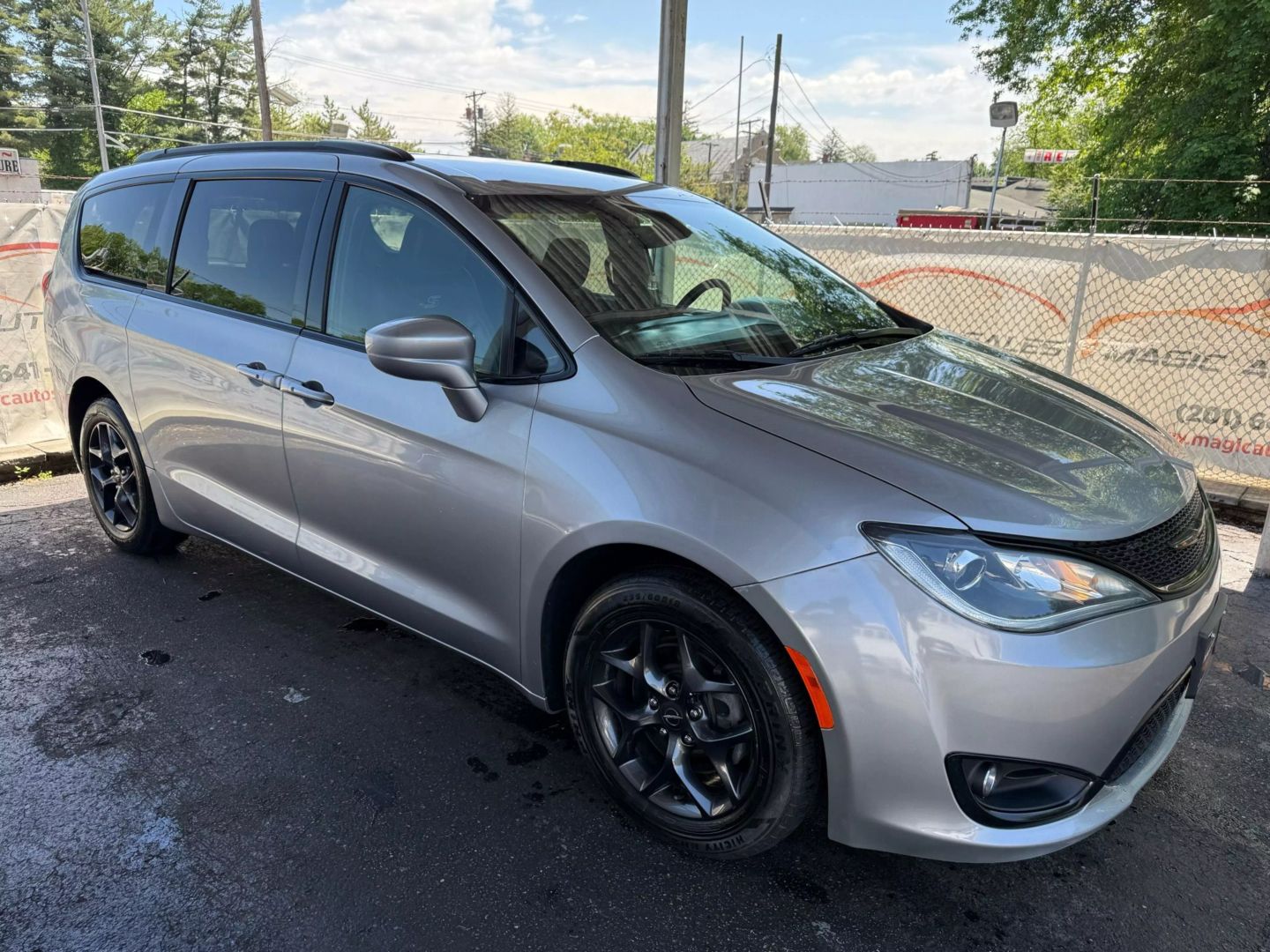 2019 Chrysler Pacifica - Image 7