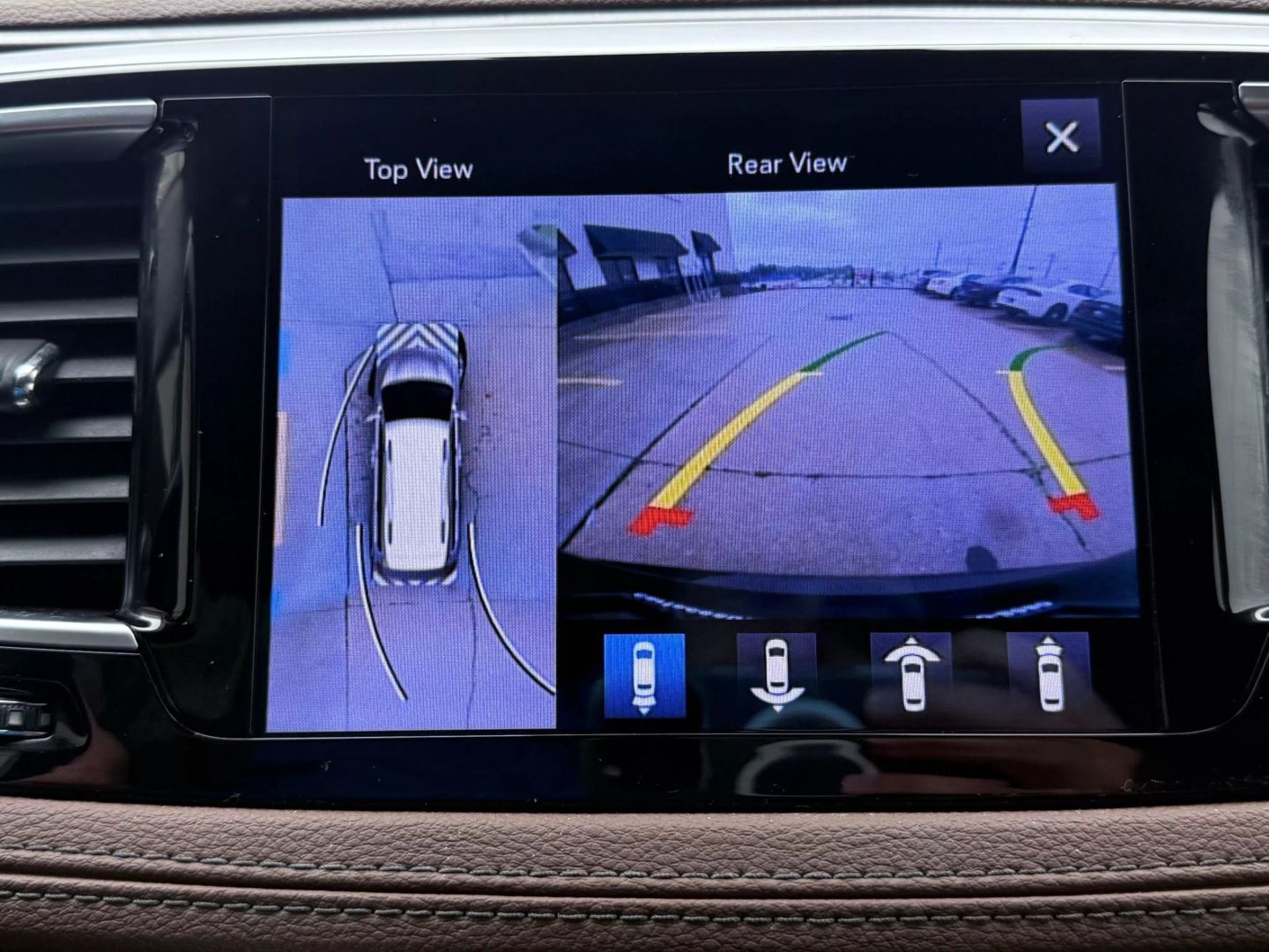 2017 Chrysler Pacifica - Image 57