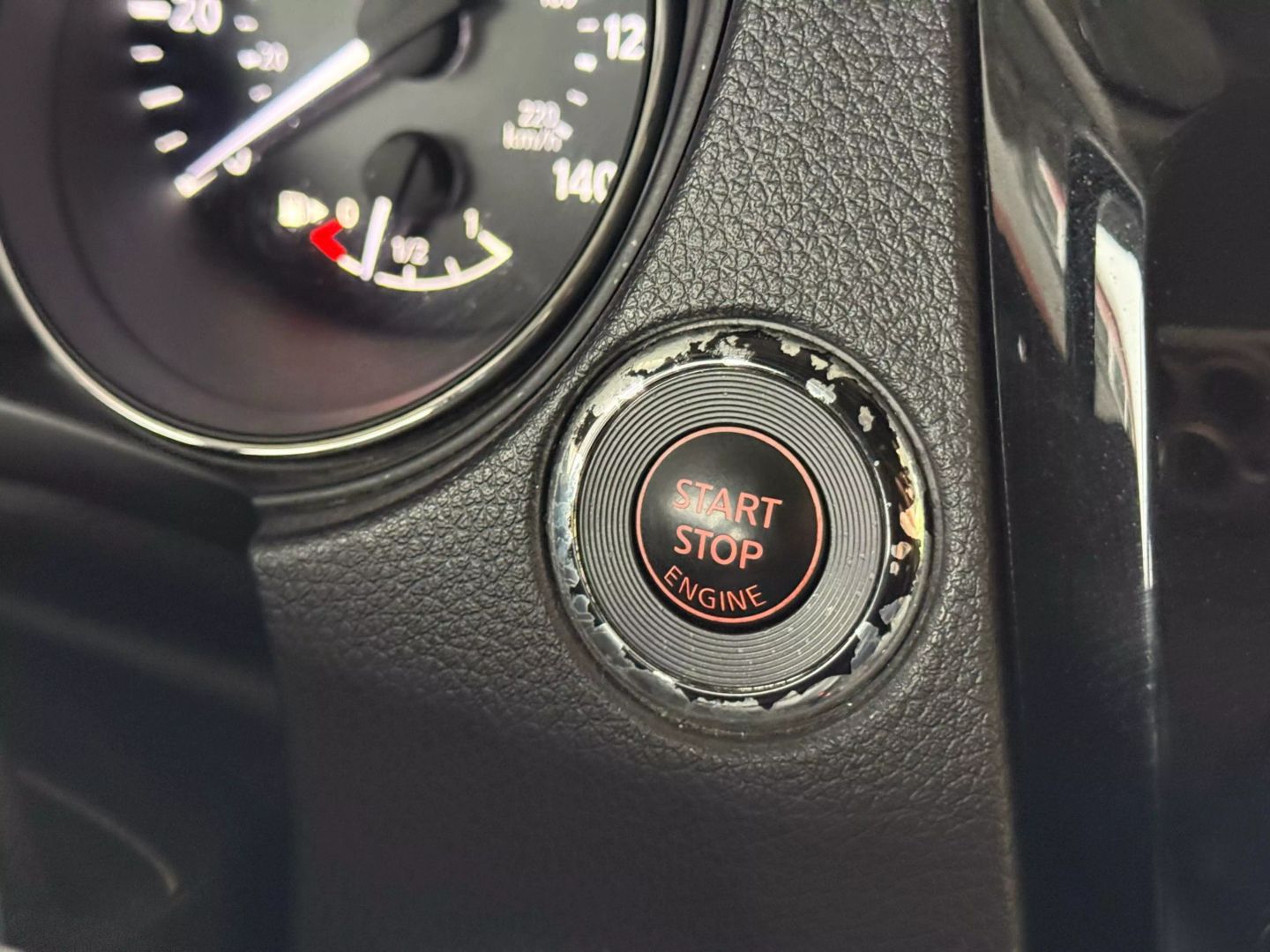 2019 Nissan Rogue Sport - Image 31