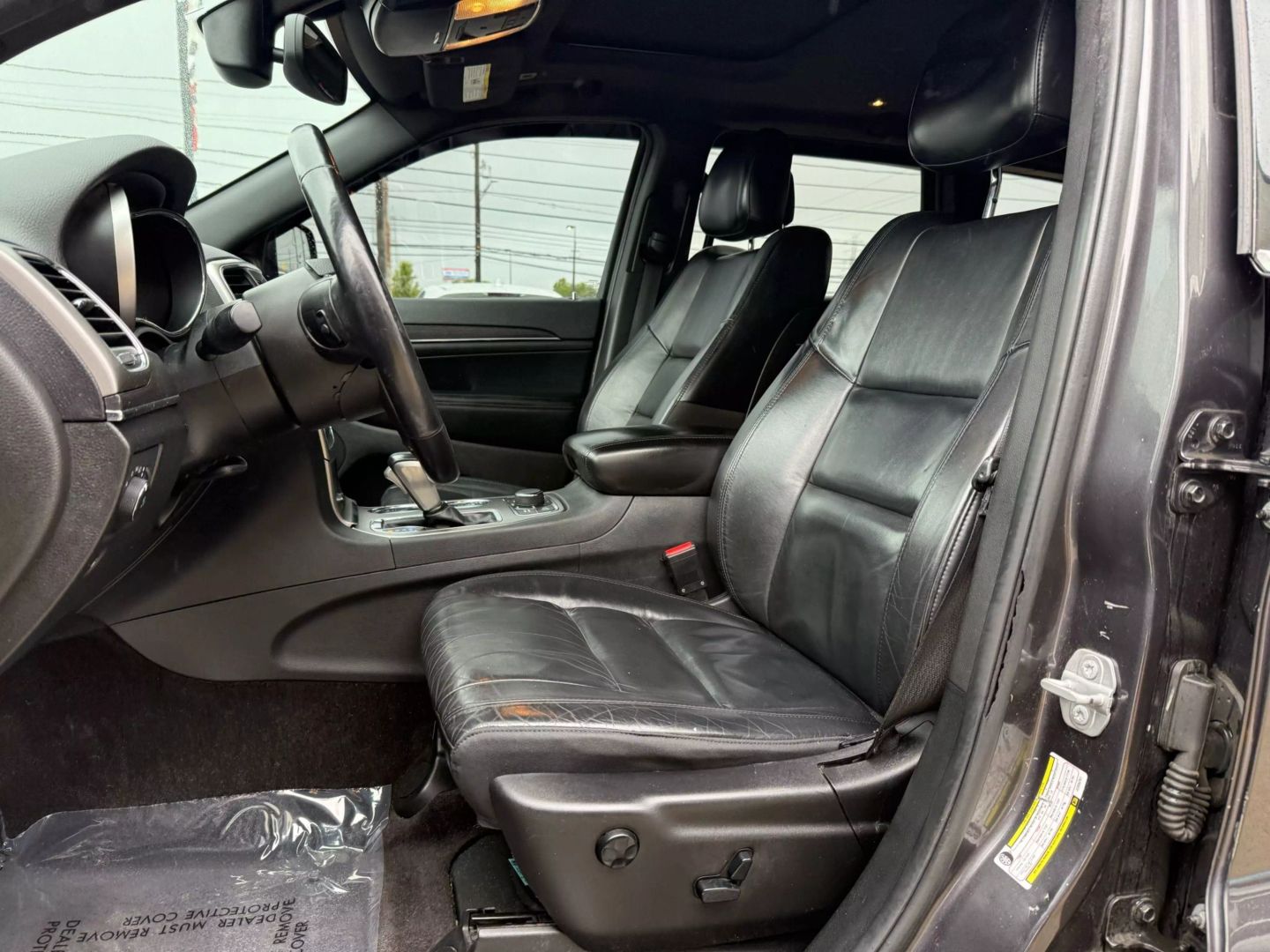2018 Jeep Grand Cherokee - Image 19