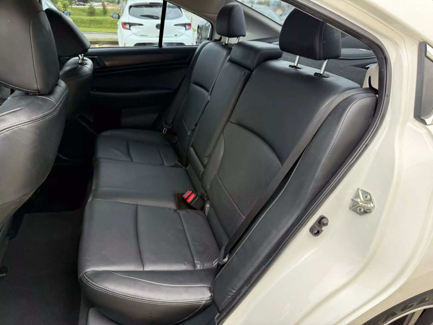 2015 Subaru Legacy - Image 20