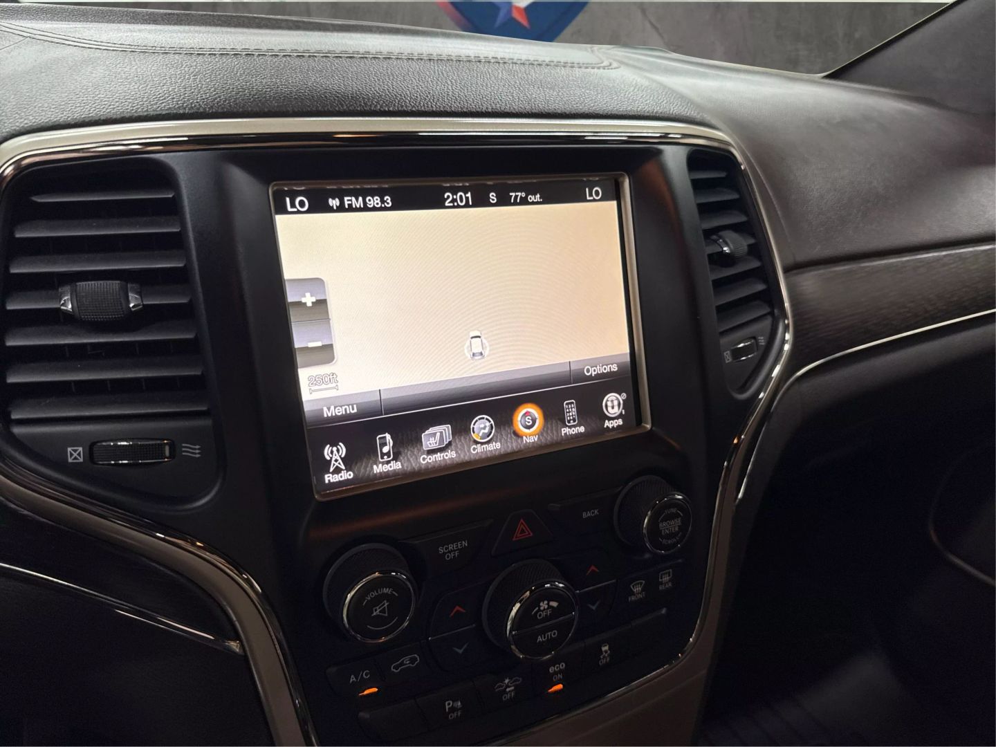 2014 Jeep Grand Cherokee - Image 23