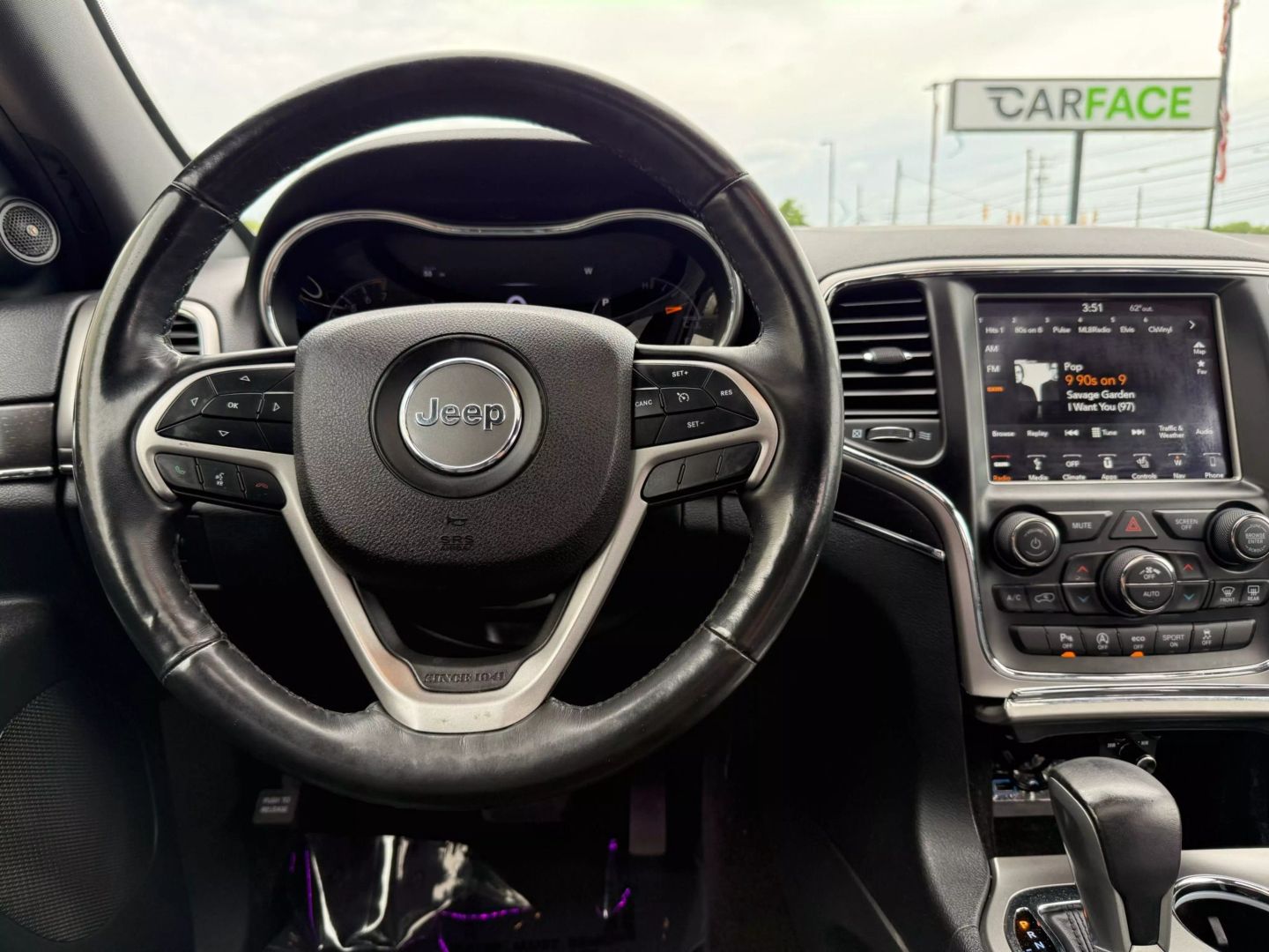 2018 Jeep Grand Cherokee - Image 32