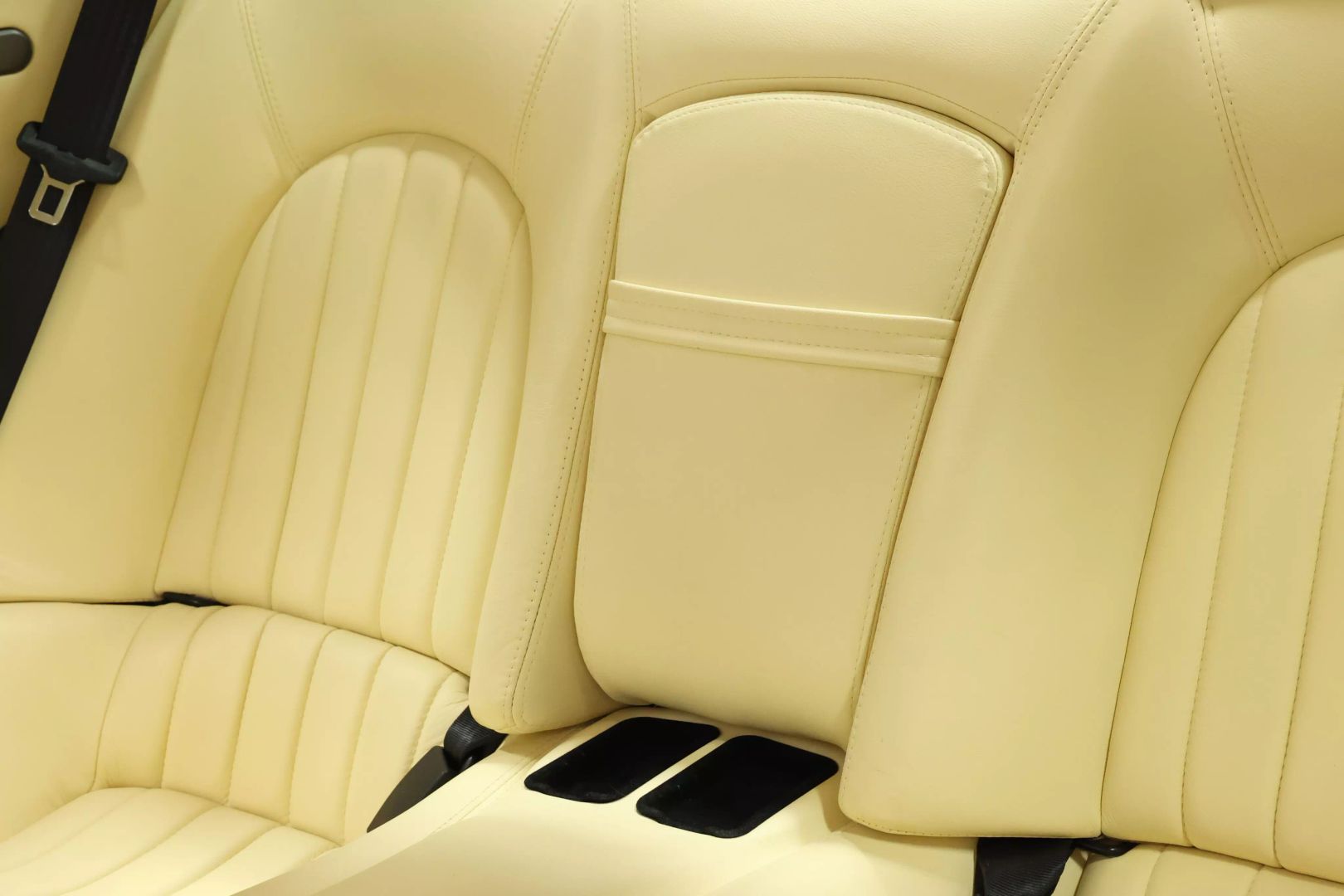 2004 Maserati Coupe - Image 48