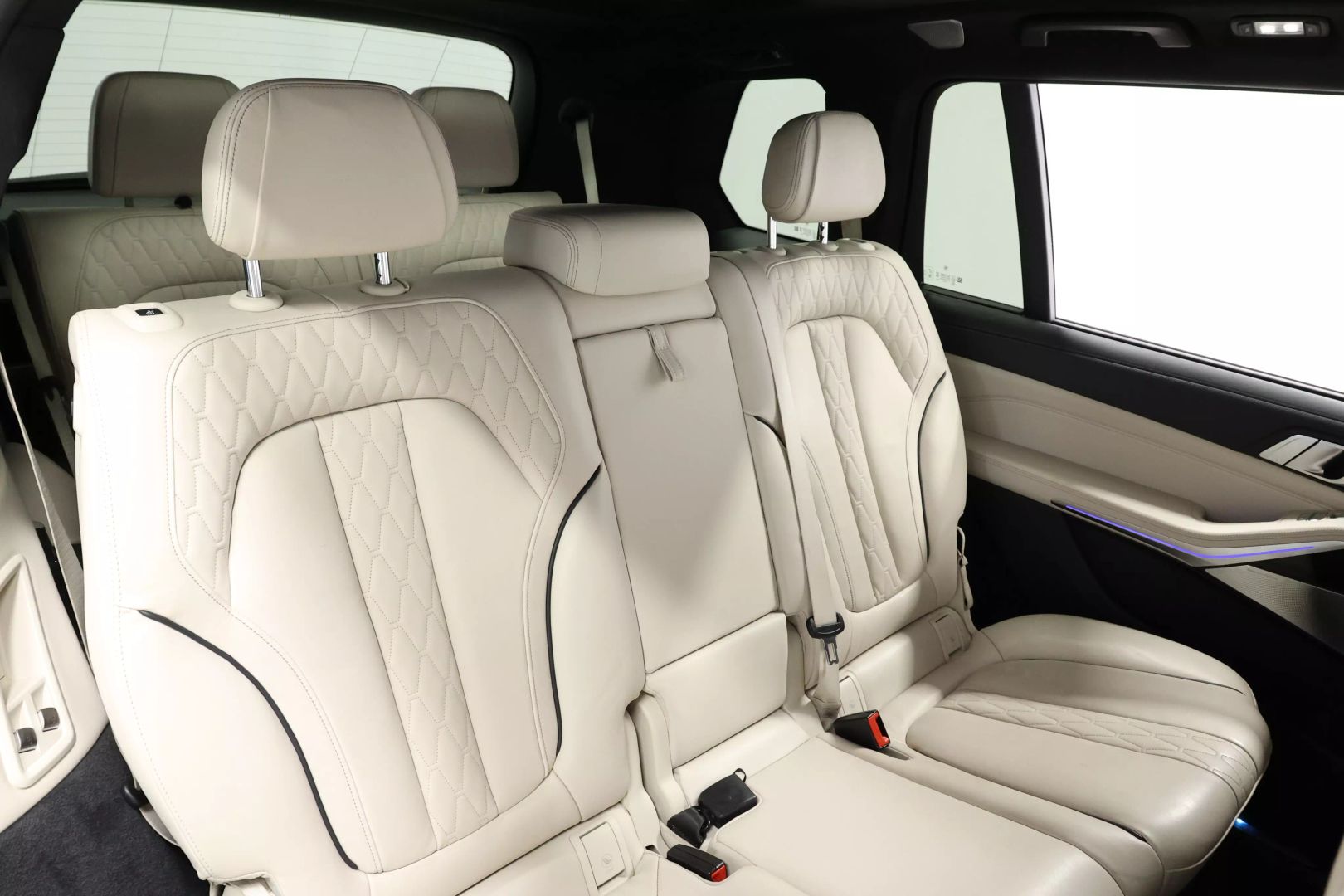 2019 Bmw X7 - Image 98
