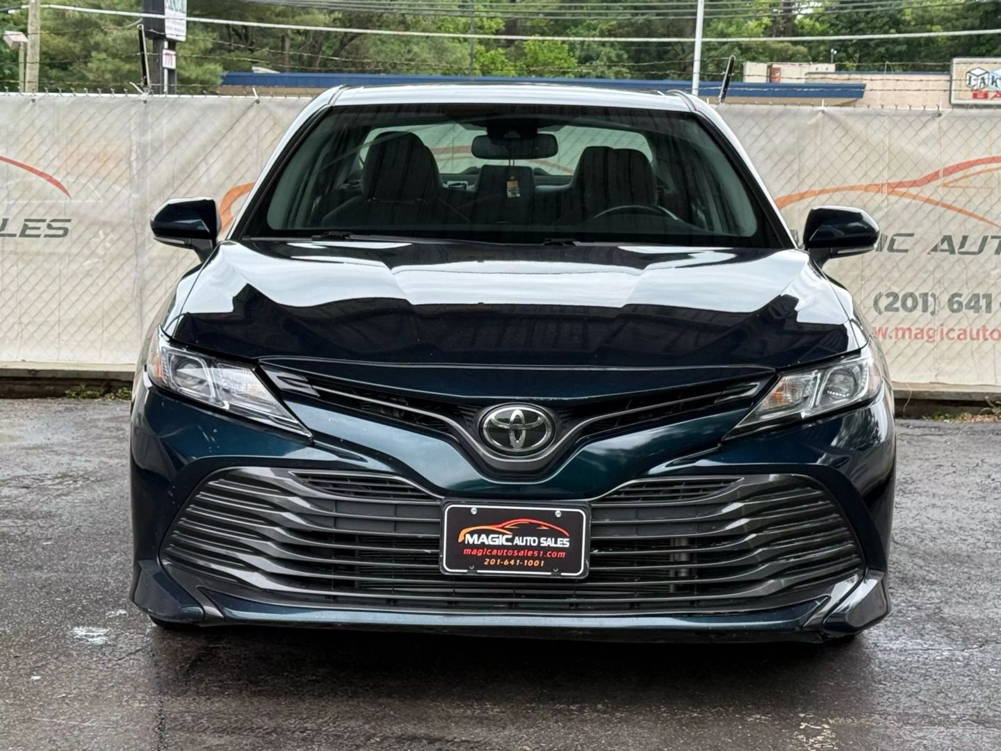 2019 Toyota Camry - Image 5