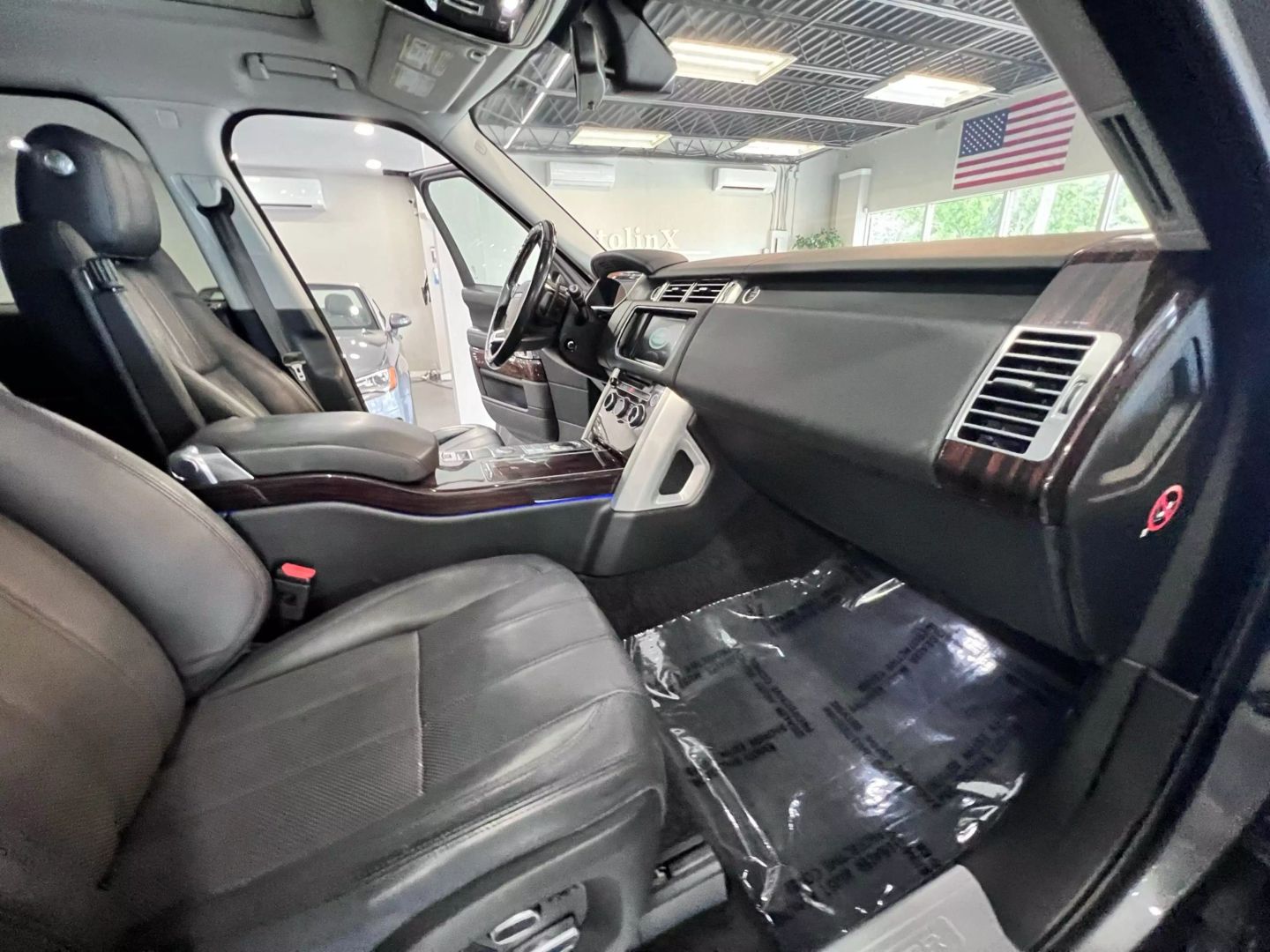 2015 Land Rover Range Rover Hse Sport Utility 4d - Image 24