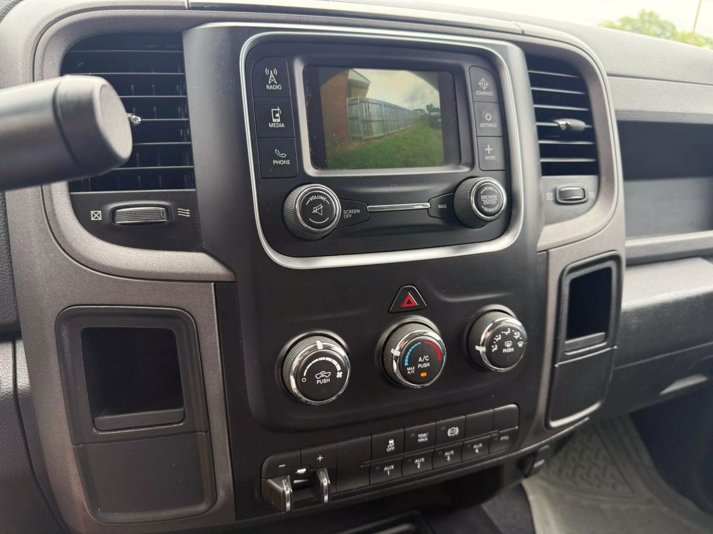2017 Ram 5500 Crew Cab & Chassis - Image 21