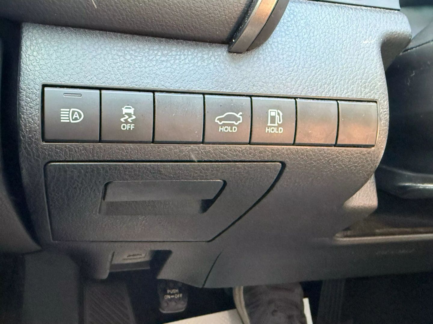 2021 Toyota Camry - Image 38