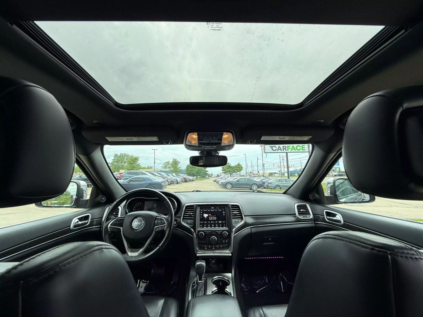 2018 Jeep Grand Cherokee - Image 28