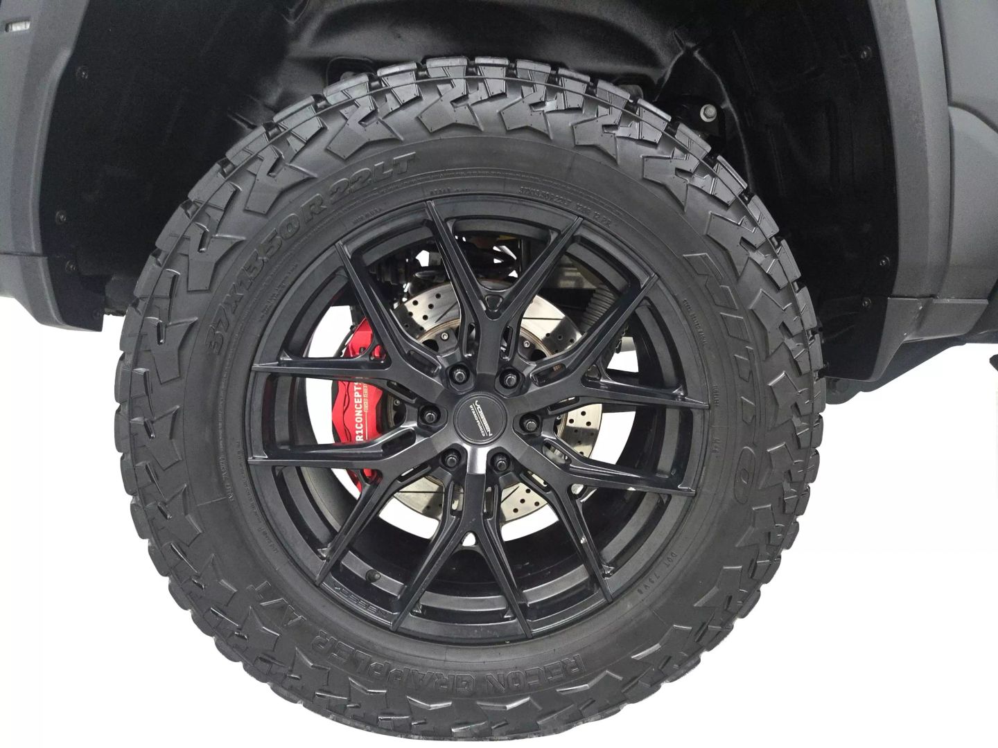 2024 Ram 1500 Crew Cab - Image 25