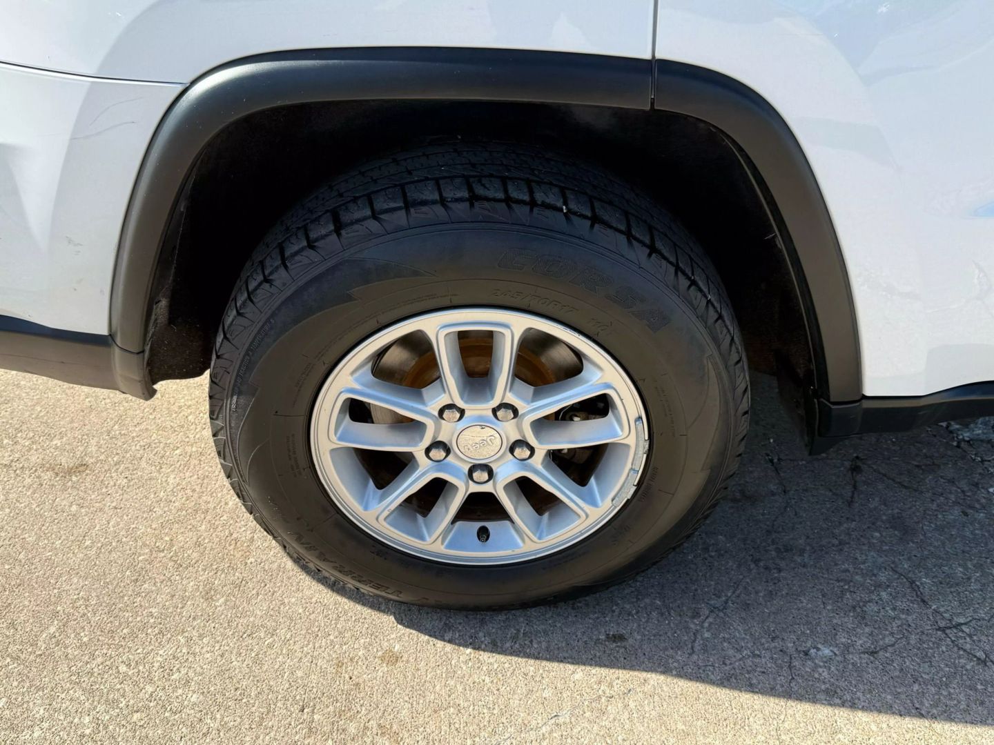 2019 Jeep Grand Cherokee - Image 52