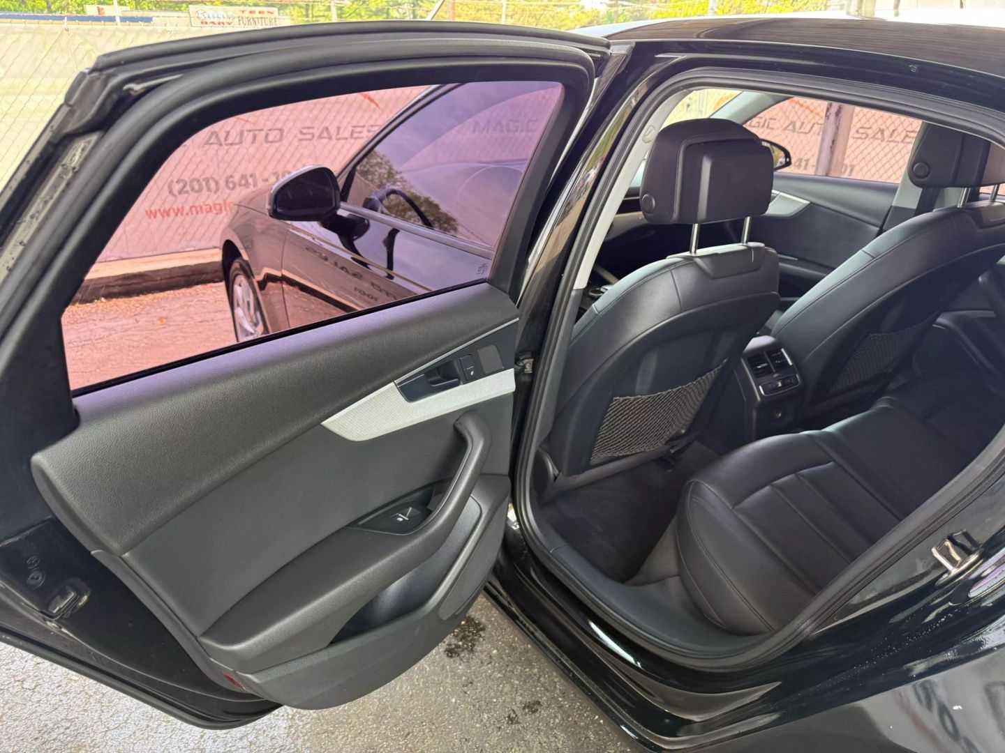 2017 Audi A4 - Image 17