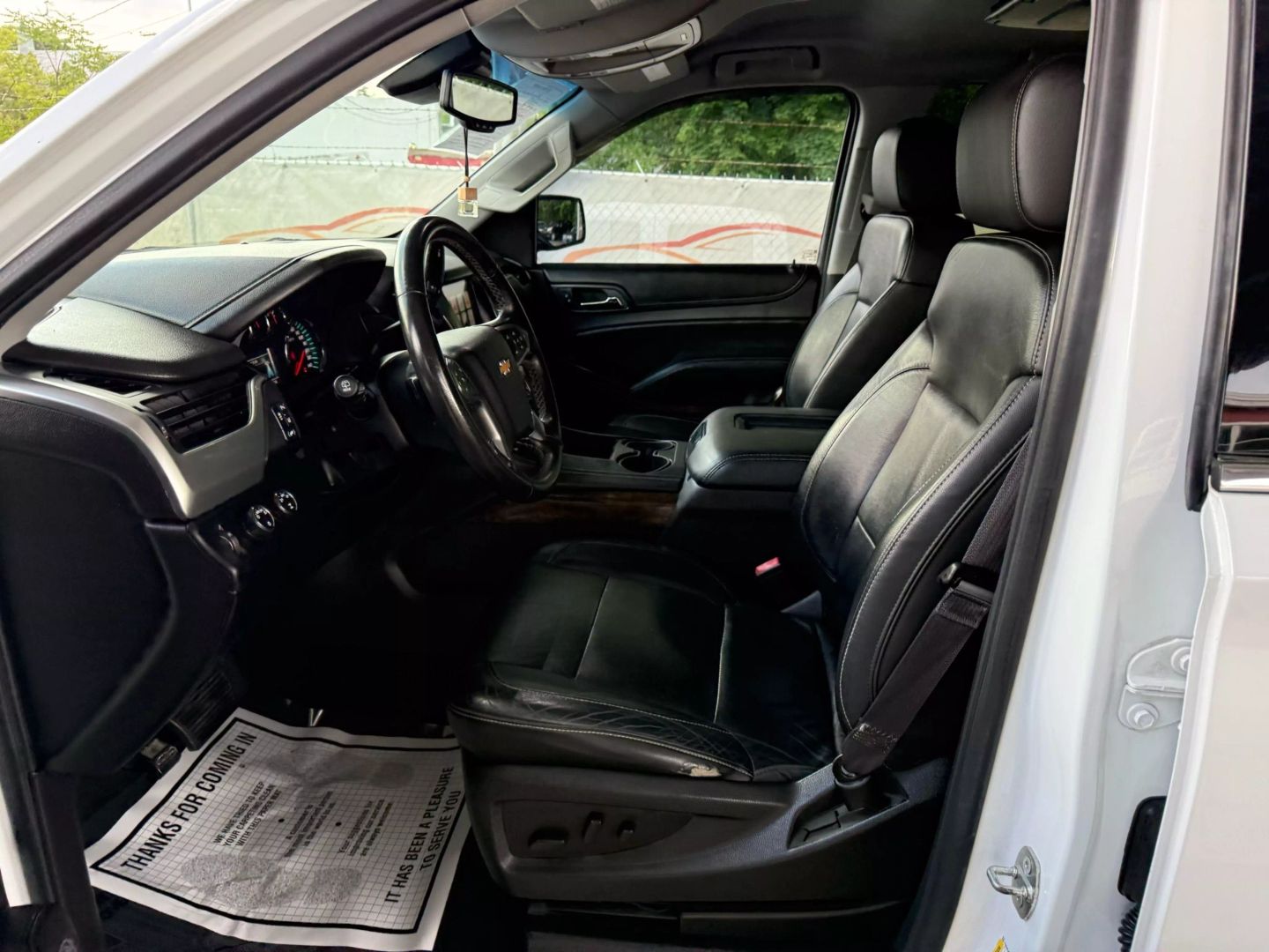 2015 Chevrolet Suburban - Image 15
